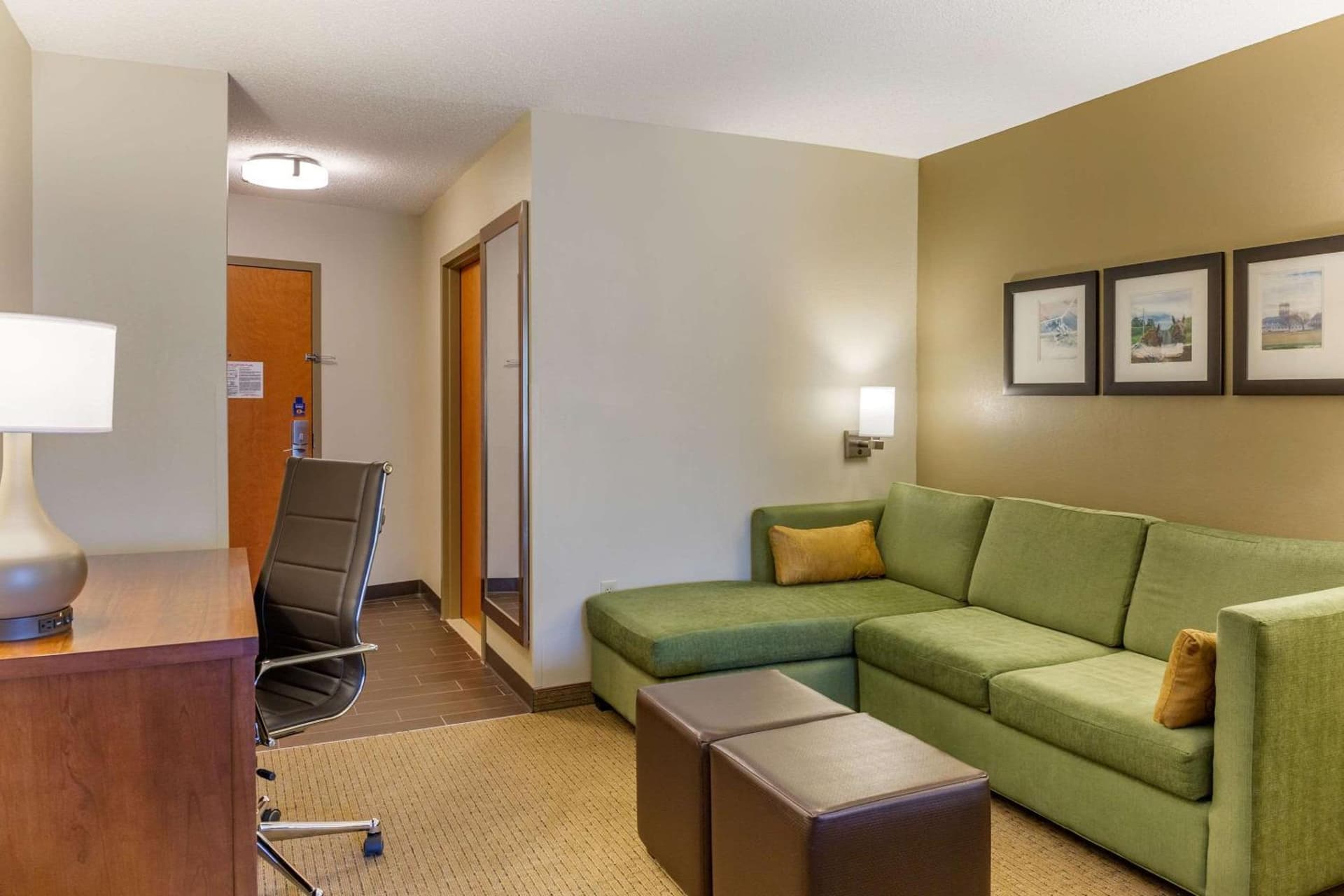 Comfort Suites Lancaster Amish Country gallery photo in Lancaster, PA — image 26