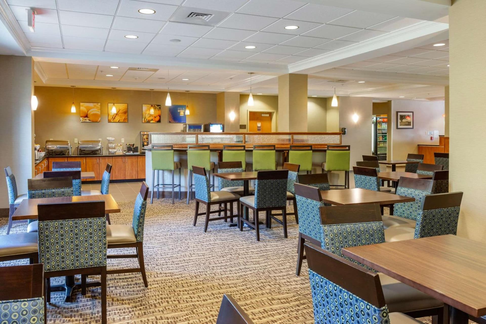 Comfort Suites Lancaster Amish Country gallery photo in Lancaster, PA — image 34