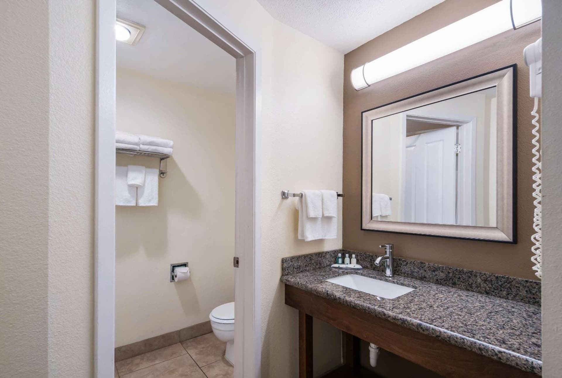 Quality Inn & Suites Coeur d'Alene gallery photo in Coeur d'Alene, ID — image 10