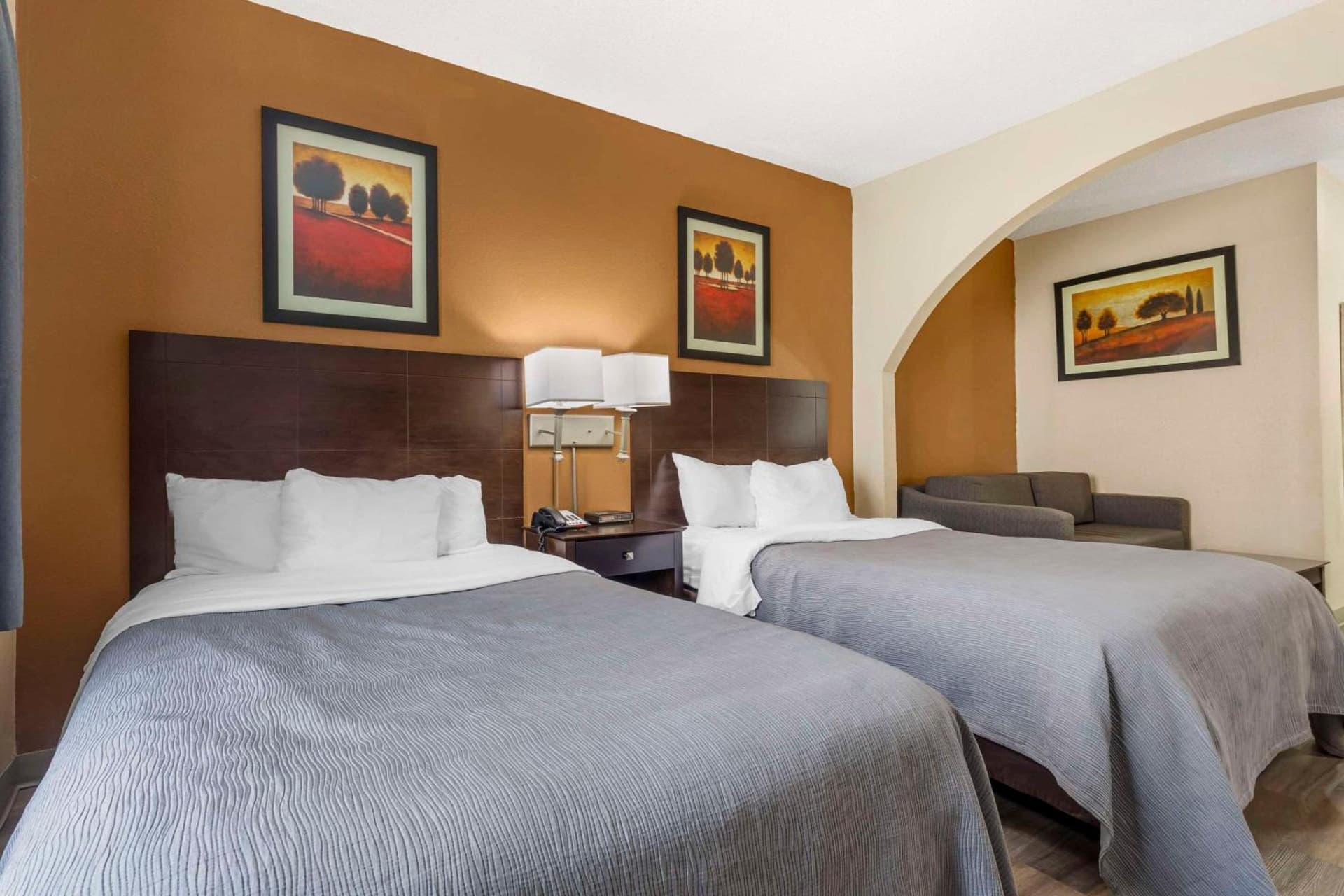 Quality Inn & Suites Wichita Falls I-44 gallery photo in Wichita Falls, TX — image 62