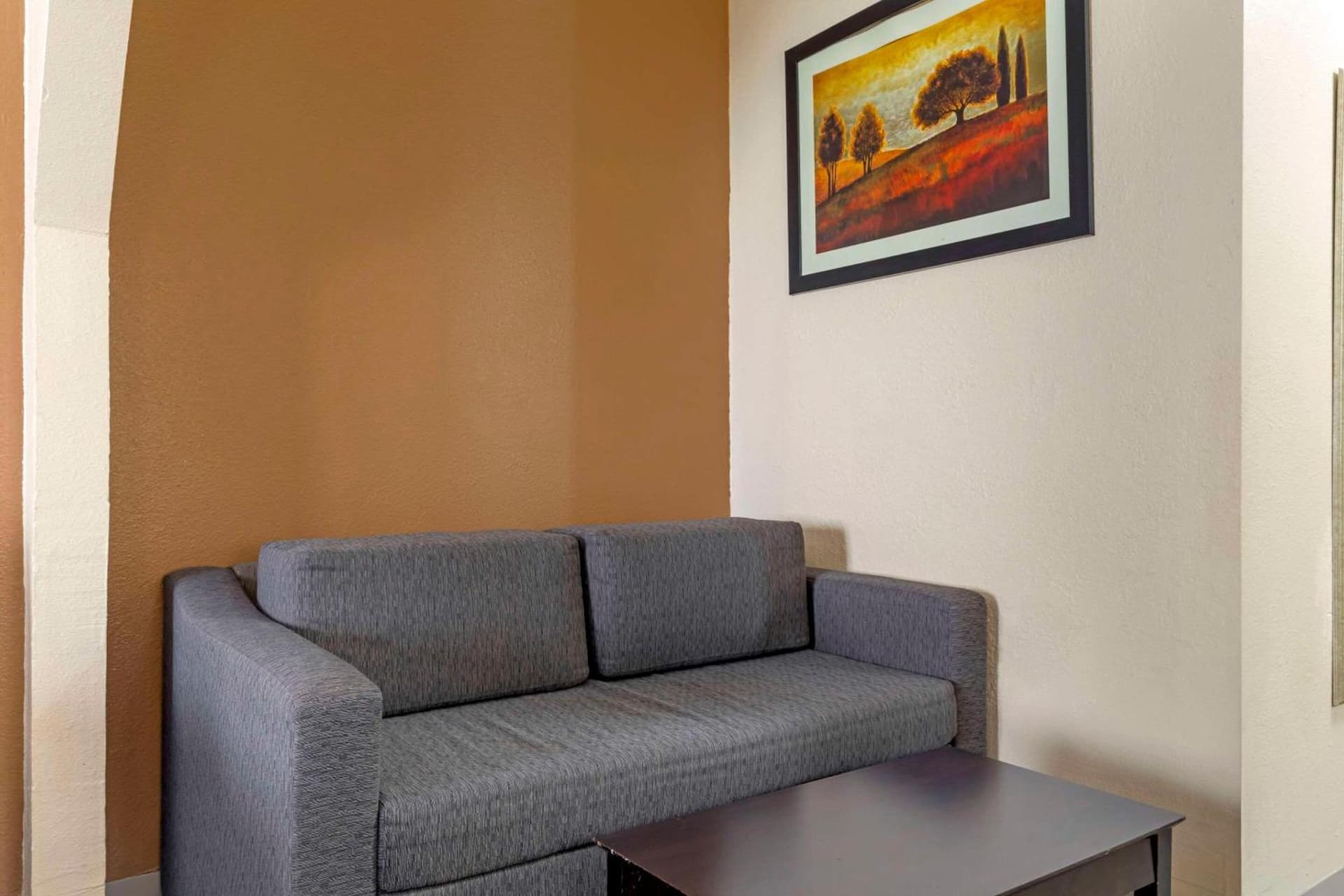 Quality Inn & Suites Wichita Falls I-44 interior in Wichita Falls, TX — gallery photo 2