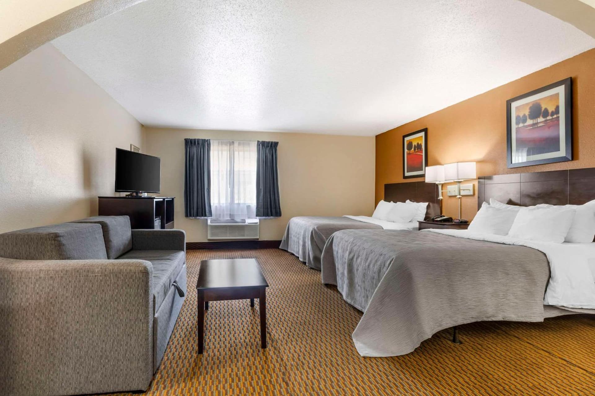 Quality Inn & Suites Wichita Falls I-44 gallery photo in Wichita Falls, TX — image 53