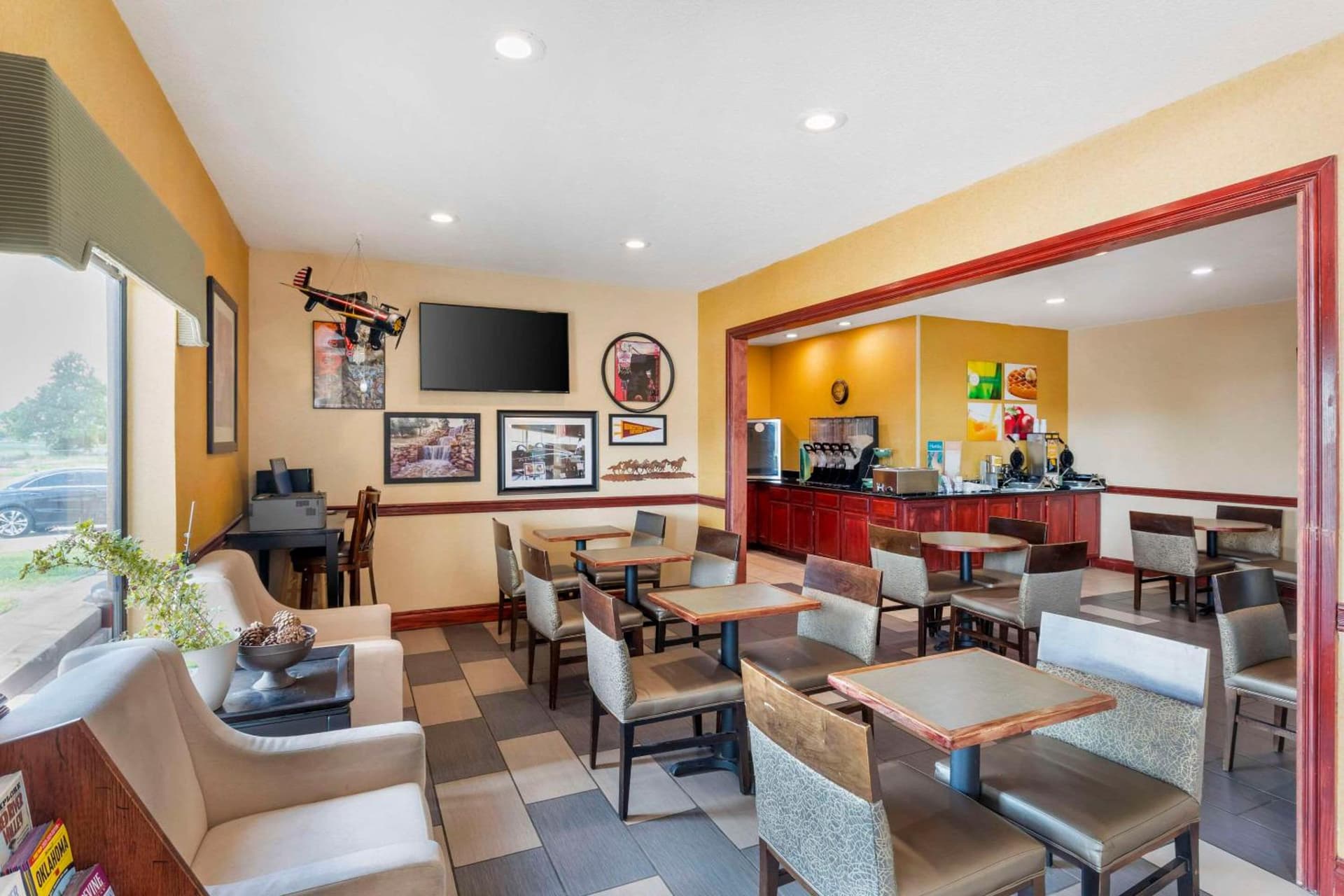 Quality Inn & Suites Wichita Falls I-44 gallery photo in Wichita Falls, TX — image 57