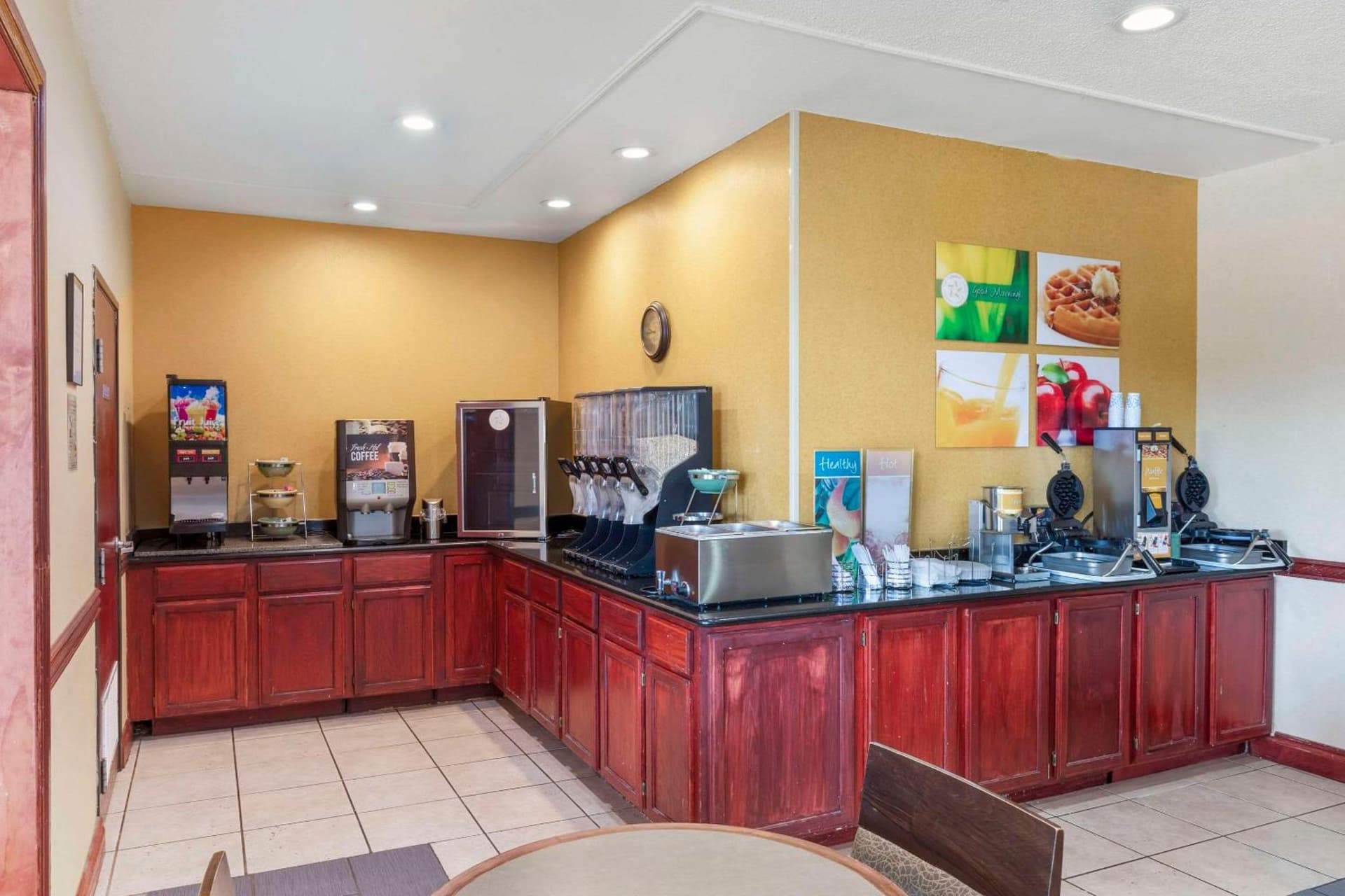 Quality Inn & Suites Wichita Falls I-44 gallery photo in Wichita Falls, TX — image 8