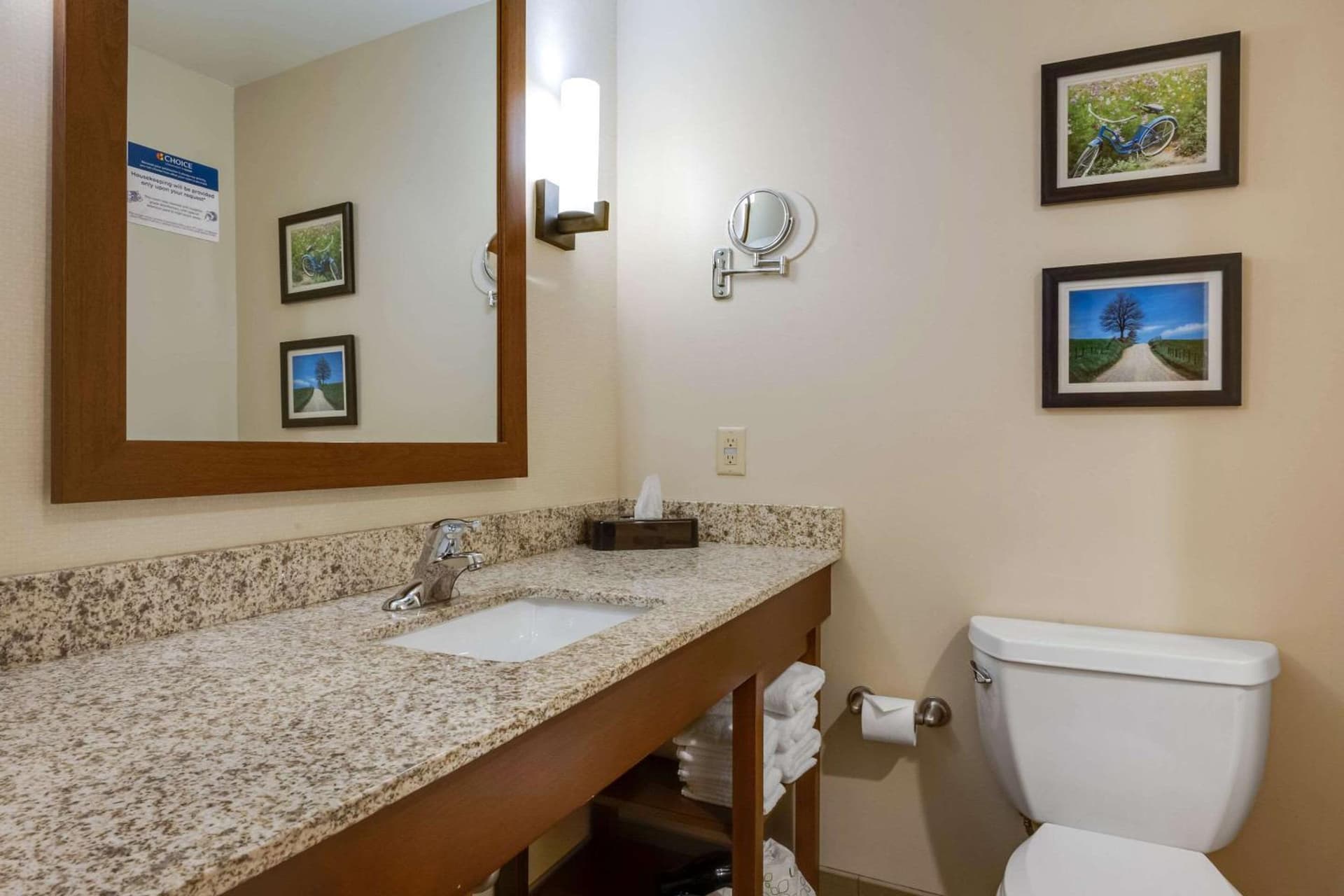 Comfort Suites Hotel and Conference Center gallery photo in Berlin, OH — image 32