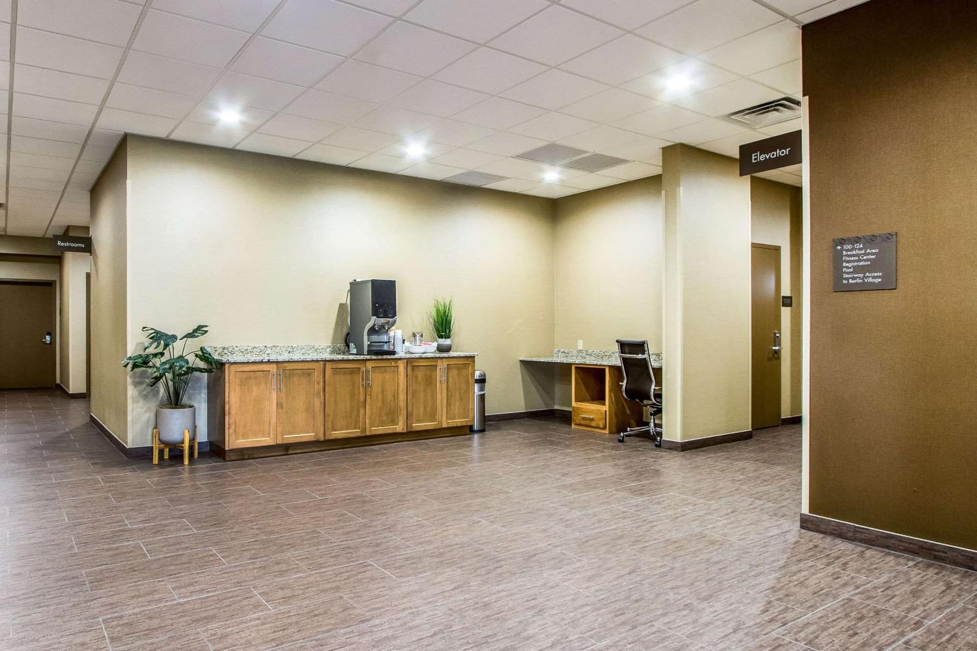 Comfort Suites Hotel and Conference Center gallery photo in Berlin, OH — image 7
