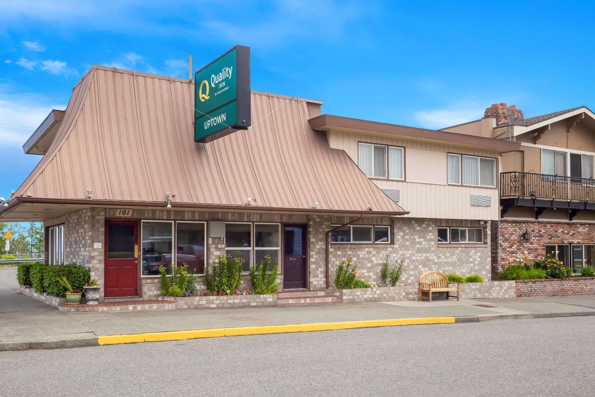 Quality Inn Port Angeles - near Olympic National Park property views in Port Angeles, WA — gallery photo 3