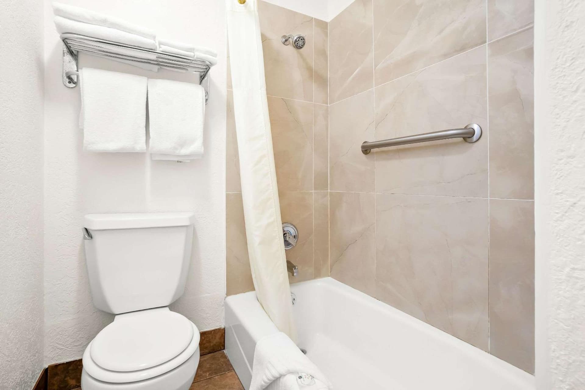Quality Inn Port Angeles - near Olympic National Park gallery photo in Port Angeles, WA — image 21