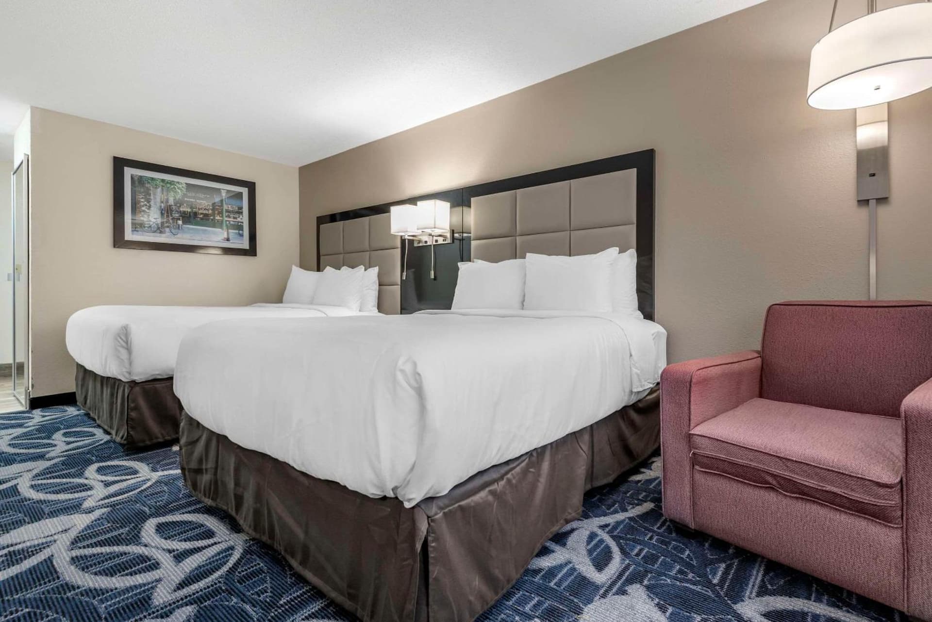 Comfort Inn & Suites Liverpool - Syracuse gallery photo in Liverpool, NY — image 8
