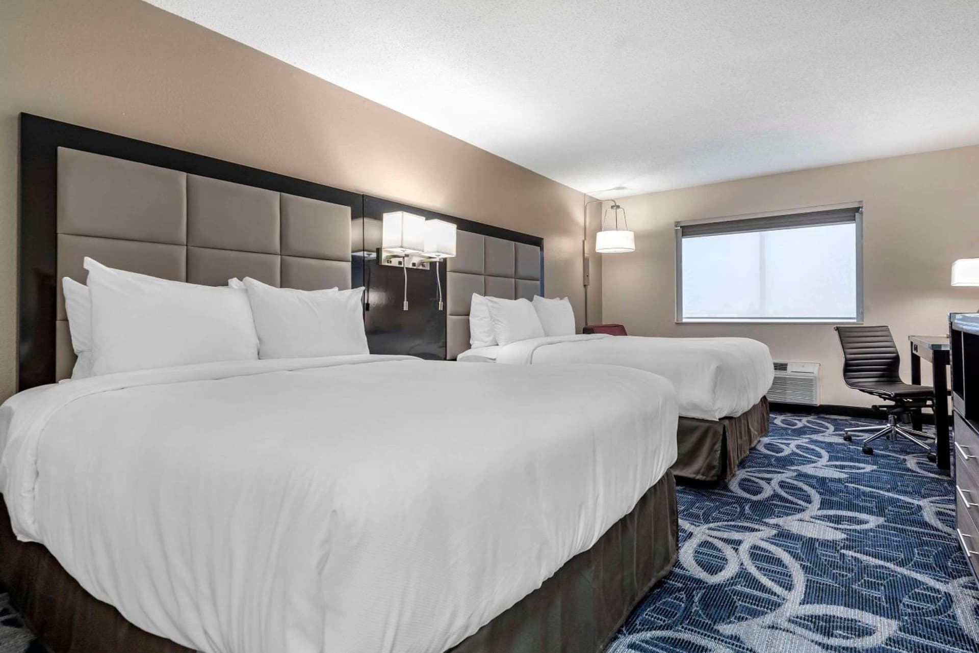 Comfort Inn & Suites Liverpool - Syracuse gallery photo in Liverpool, NY — image 13