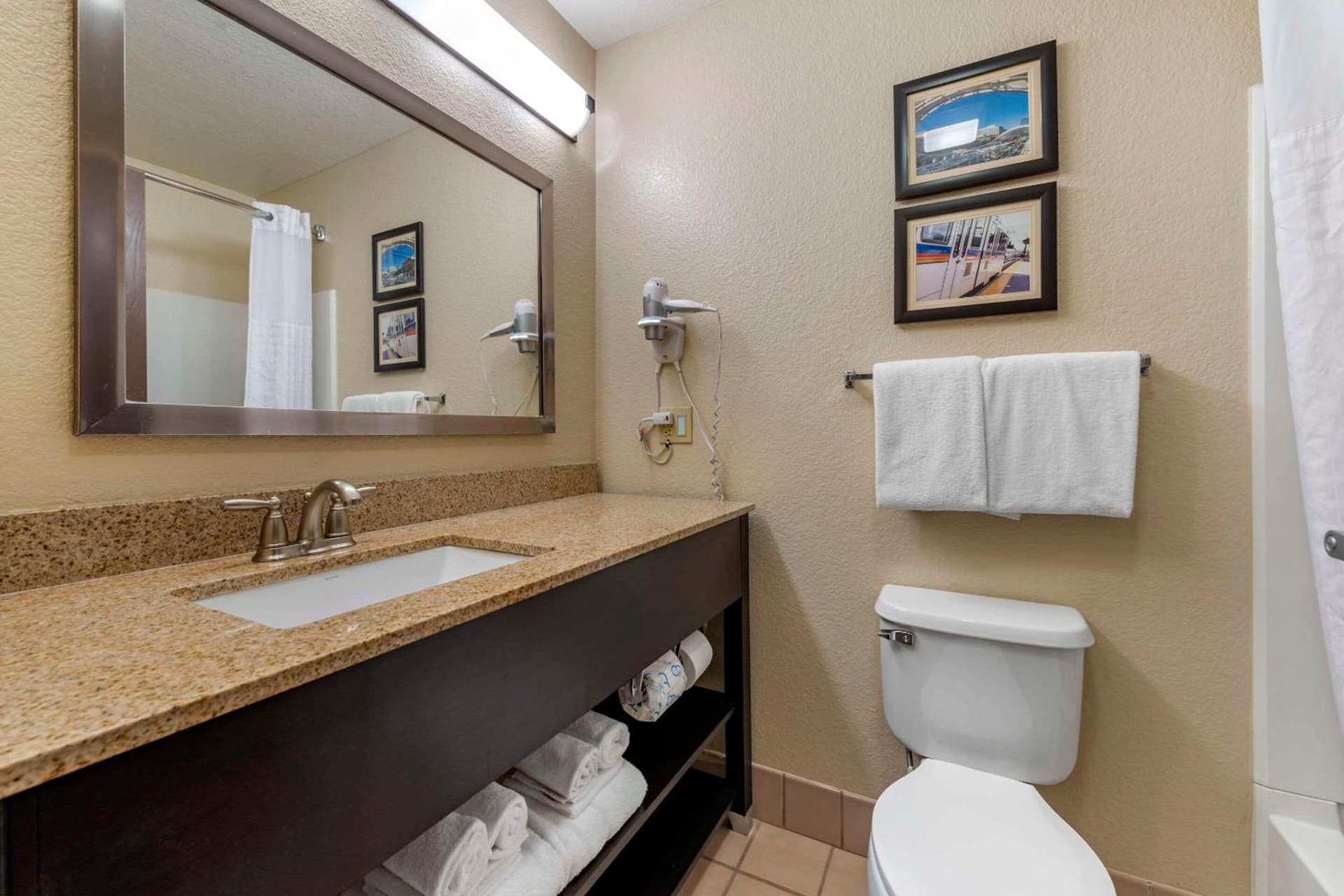 Comfort Suites Highlands Ranch Denver Tech Center Area gallery photo in Highlands Ranch, CO — image 23