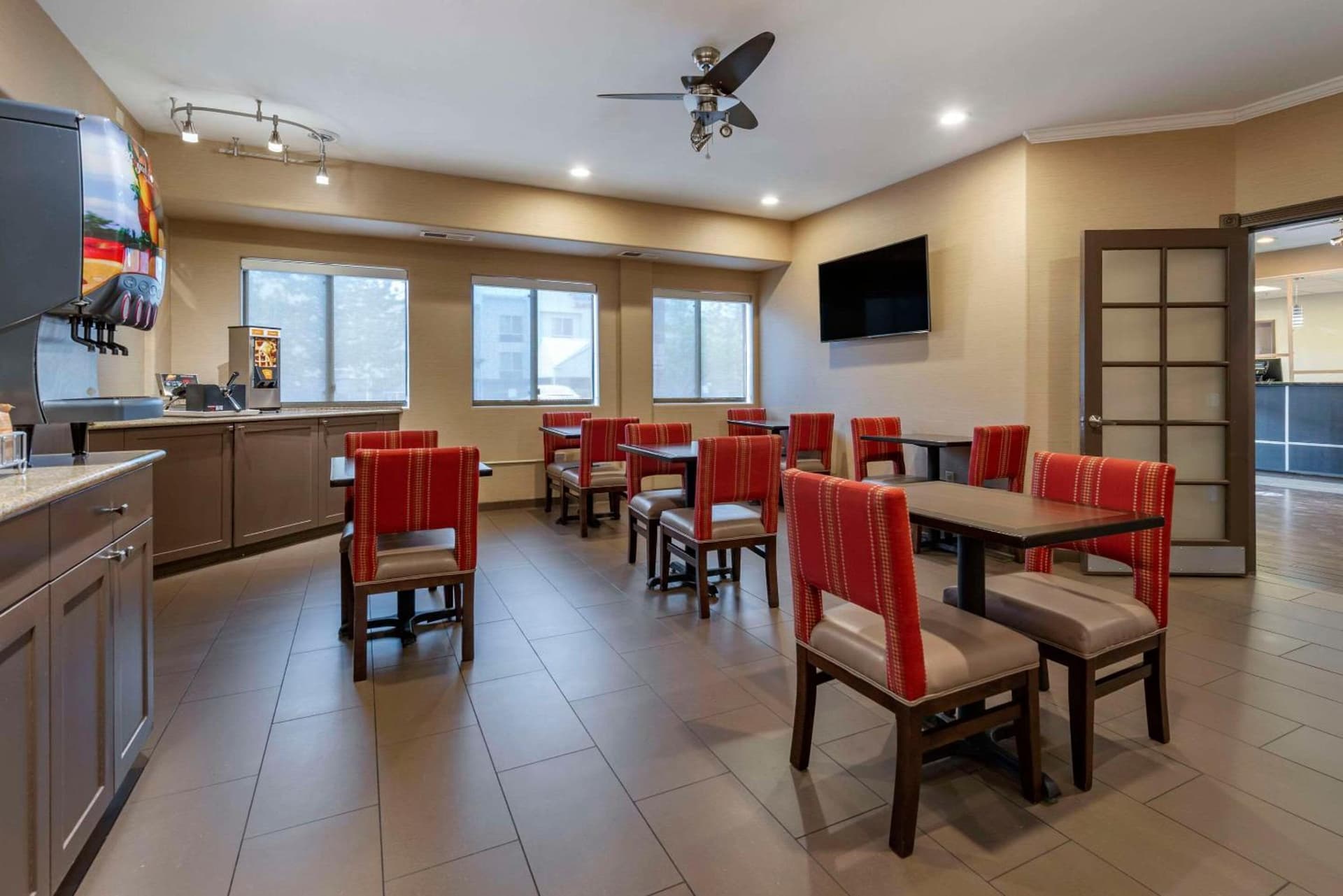 Comfort Suites Highlands Ranch Denver Tech Center Area gallery photo in Highlands Ranch, CO — image 10