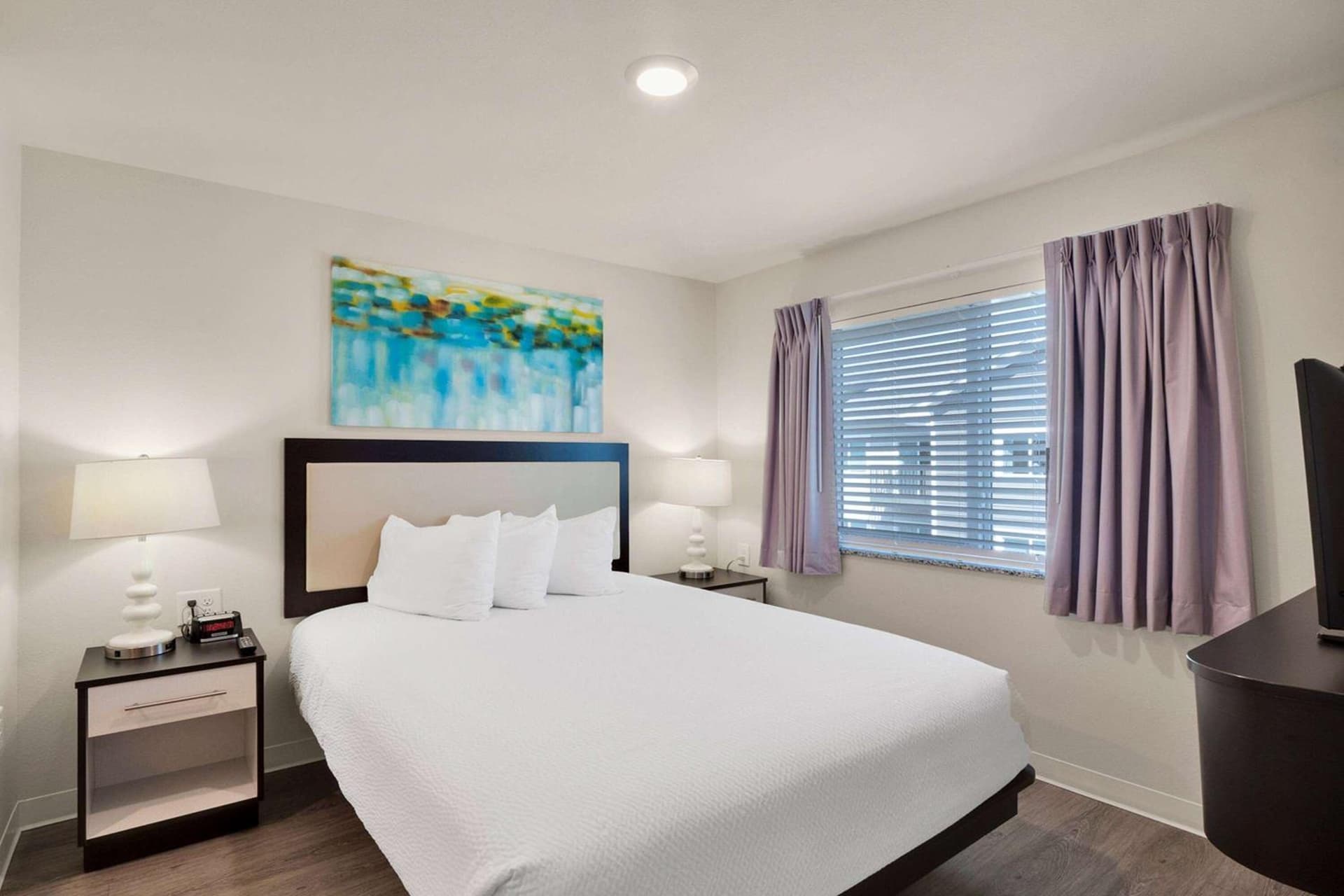 WaterWalk Extended Stay Raleigh Durham Research Triangle gallery photo in Durham, NC — image 108
