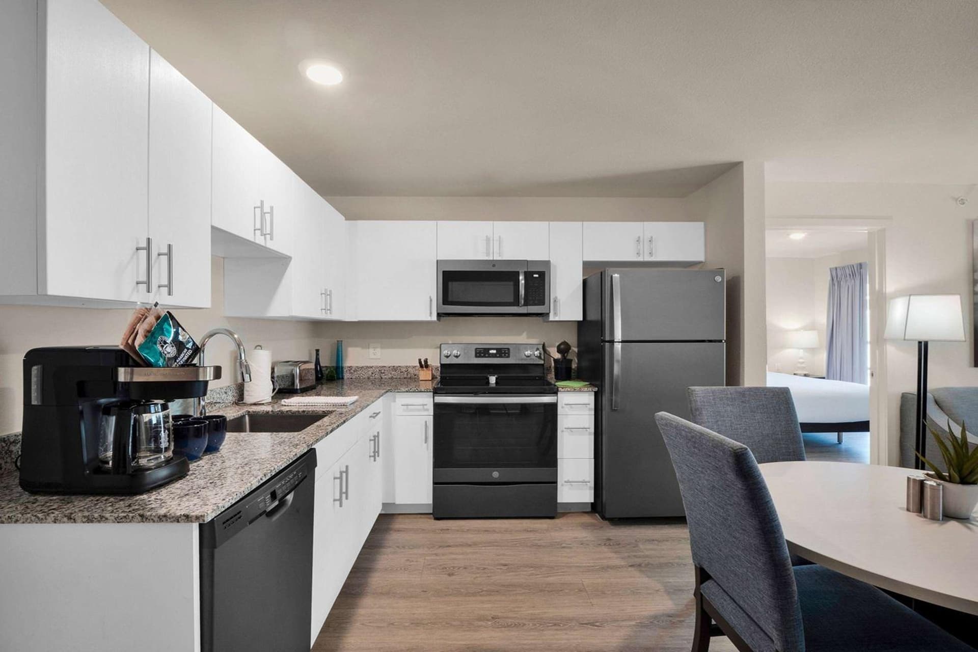 WaterWalk Extended Stay Raleigh Durham Research Triangle gallery photo in Durham, NC — image 16