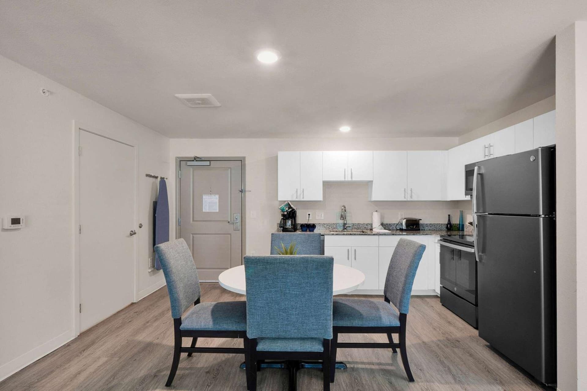 WaterWalk Extended Stay Raleigh Durham Research Triangle gallery photo in Durham, NC — image 20