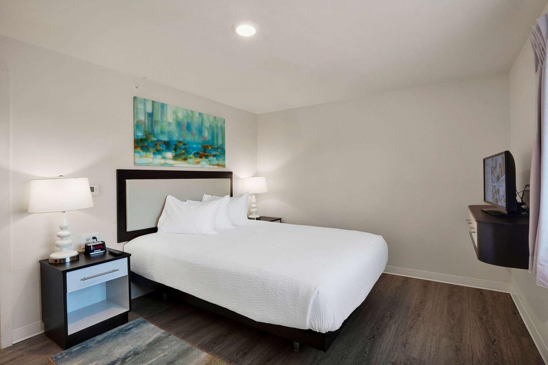 WaterWalk Extended Stay Raleigh Durham Research Triangle gallery photo in Durham, NC — image 61