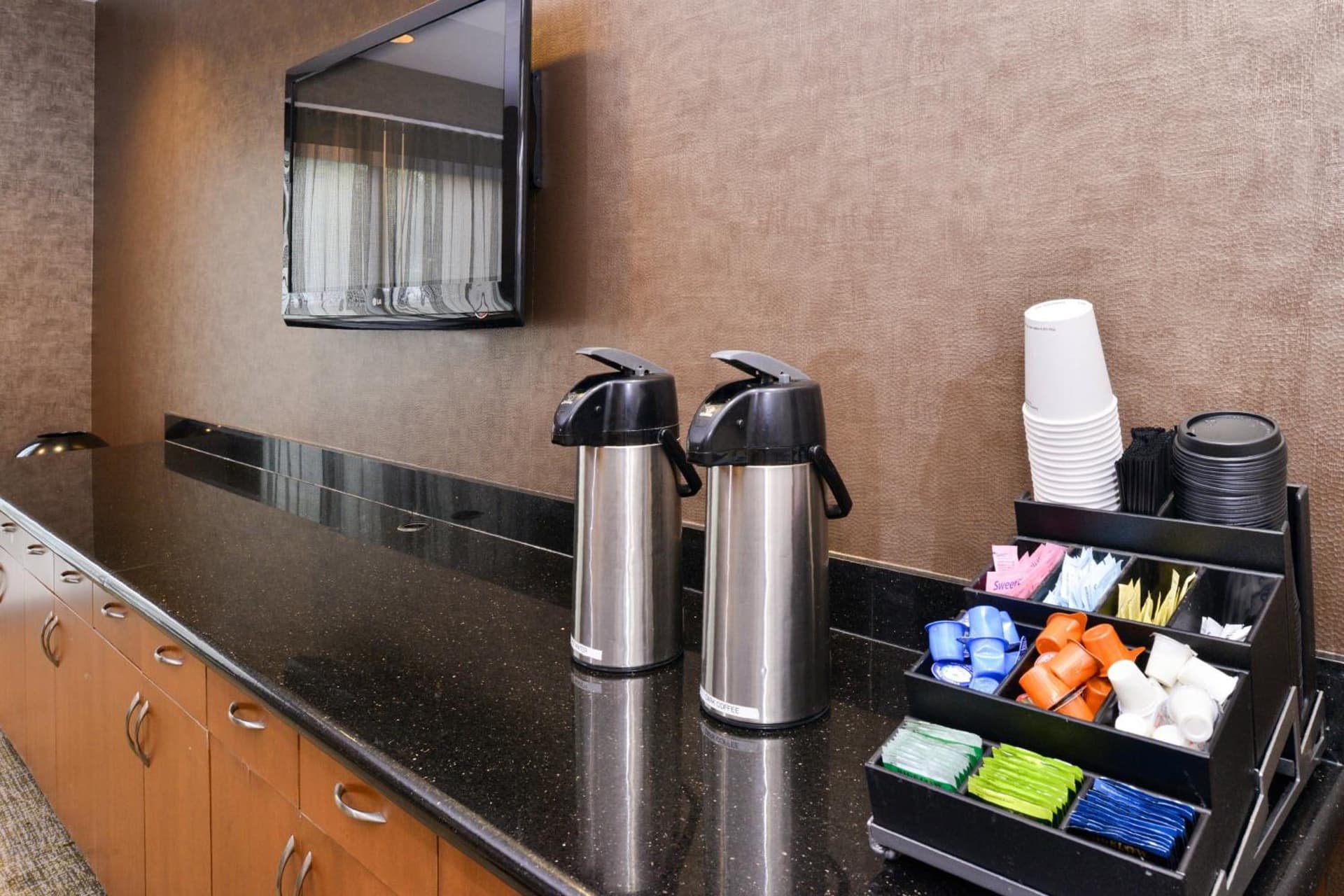 SpringHill Suites by Marriott Corona Riverside gallery photo in Corona, CA — image 21