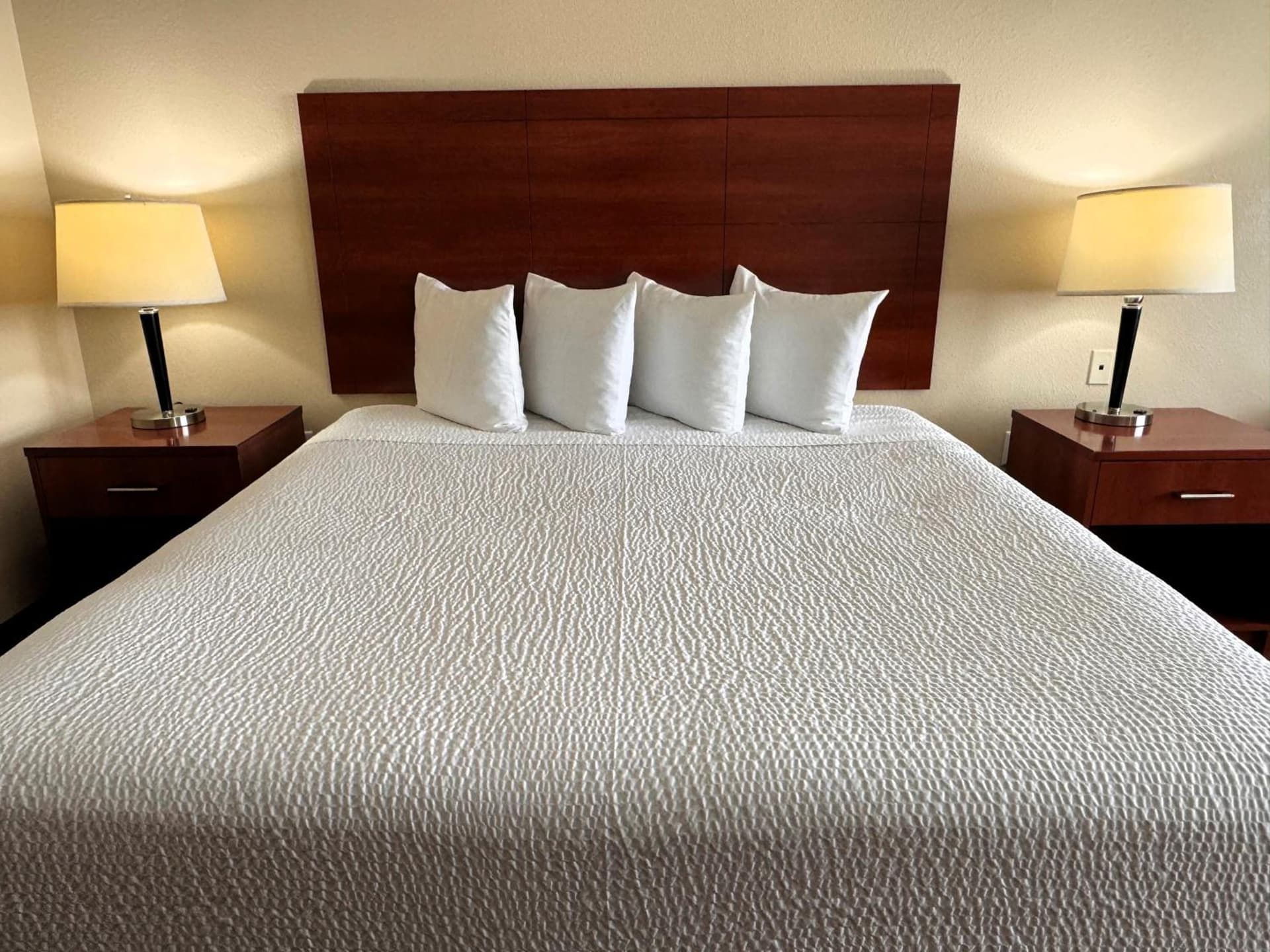 Ramada by Wyndham College Station gallery photo in College Station, TX — image 41