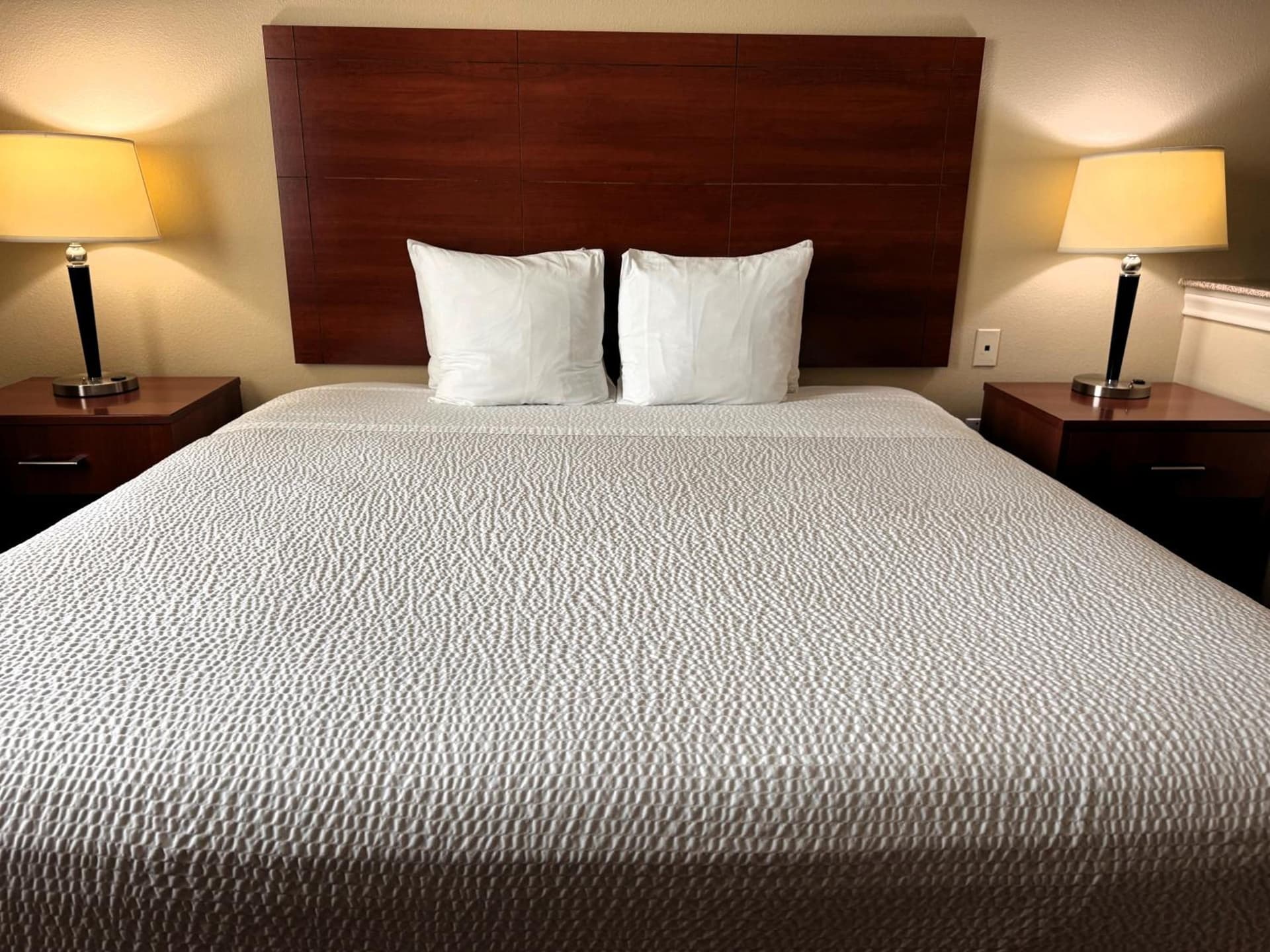 Ramada by Wyndham College Station gallery photo in College Station, TX — image 9