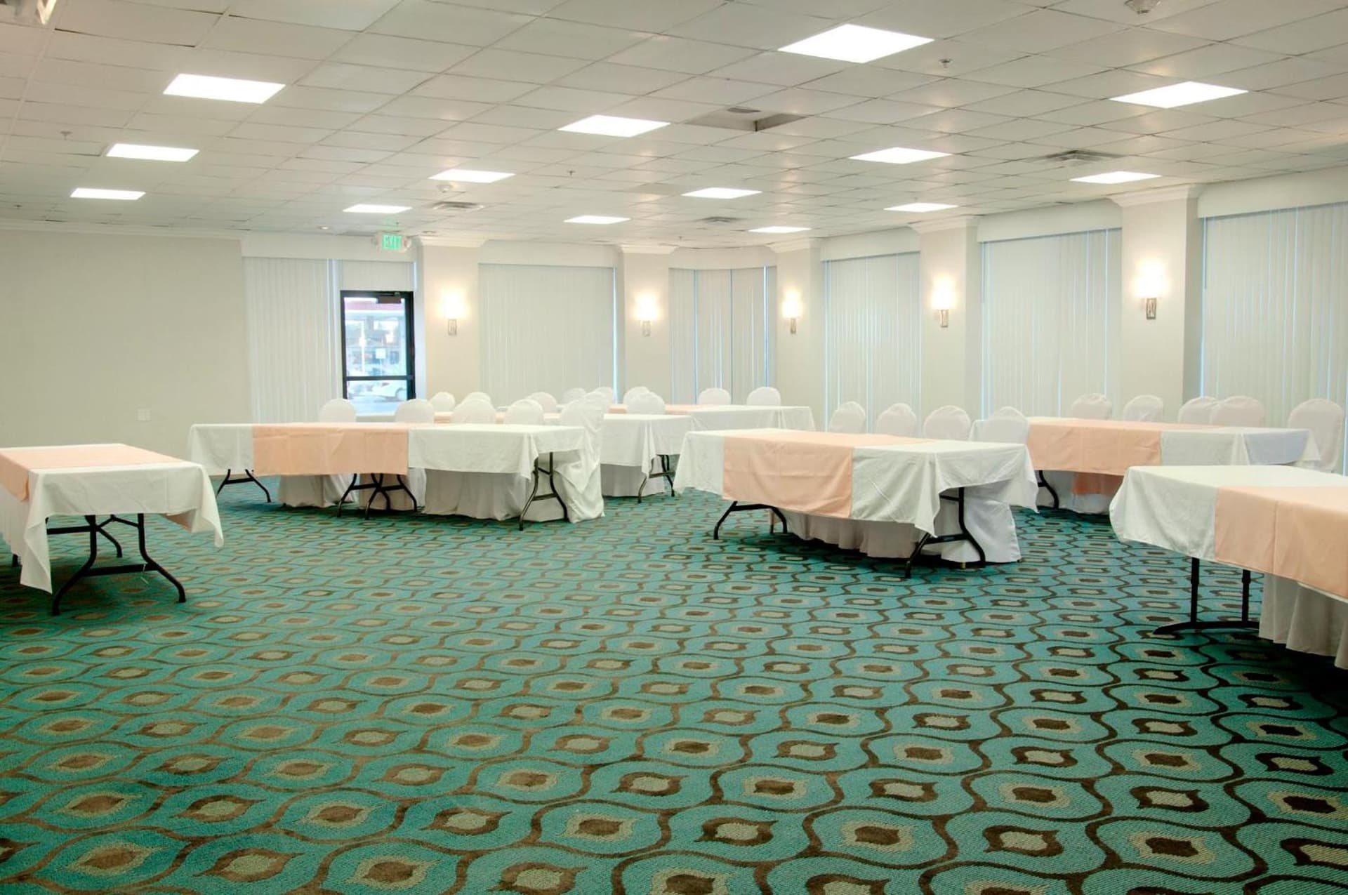 Holiday Inn Victorville by IHG gallery photo in Victorville, CA — image 30