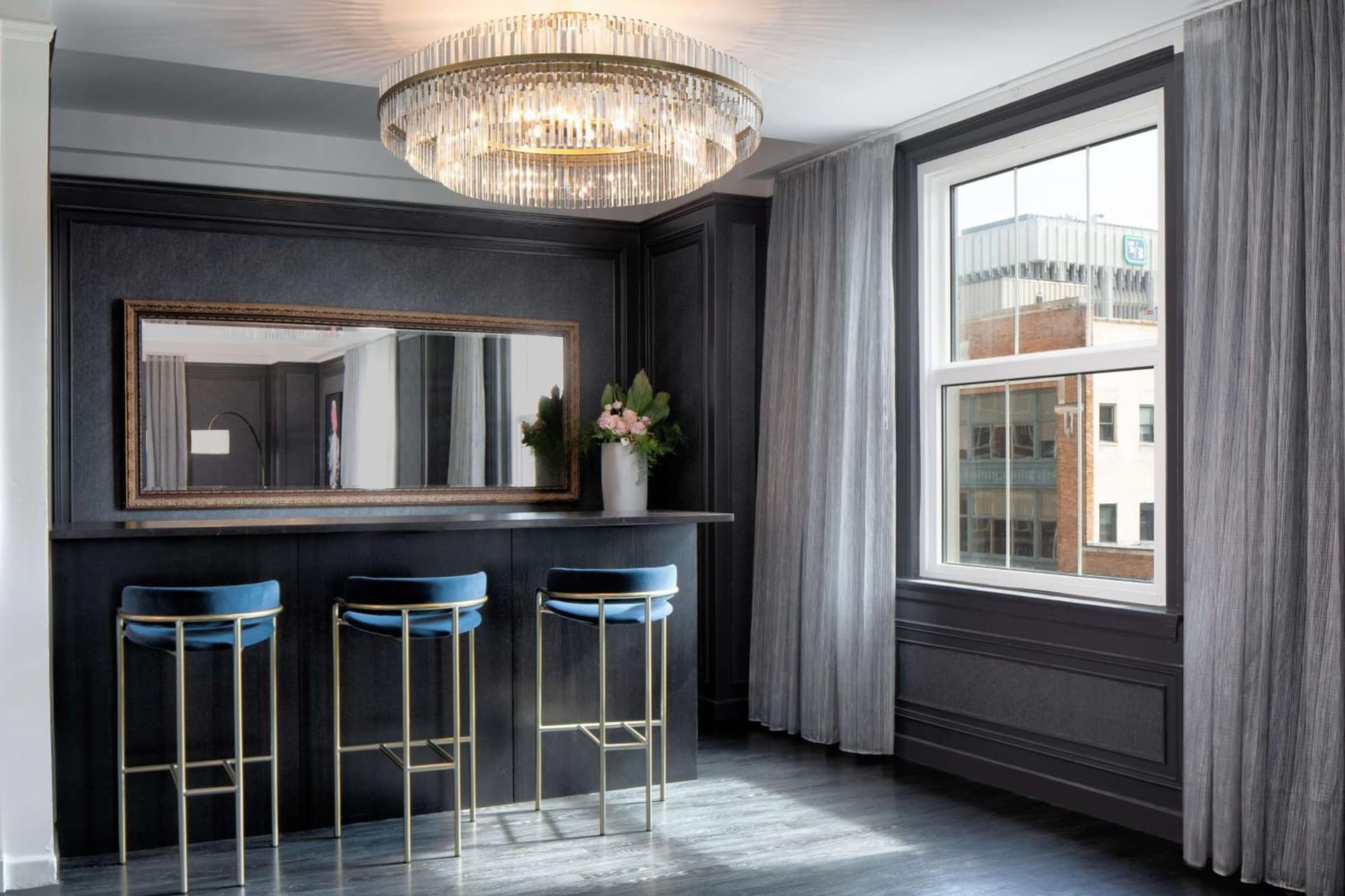 Amway Grand Plaza Hotel, Curio Collection by Hilton gallery photo in Grand Rapids, MI — image 125