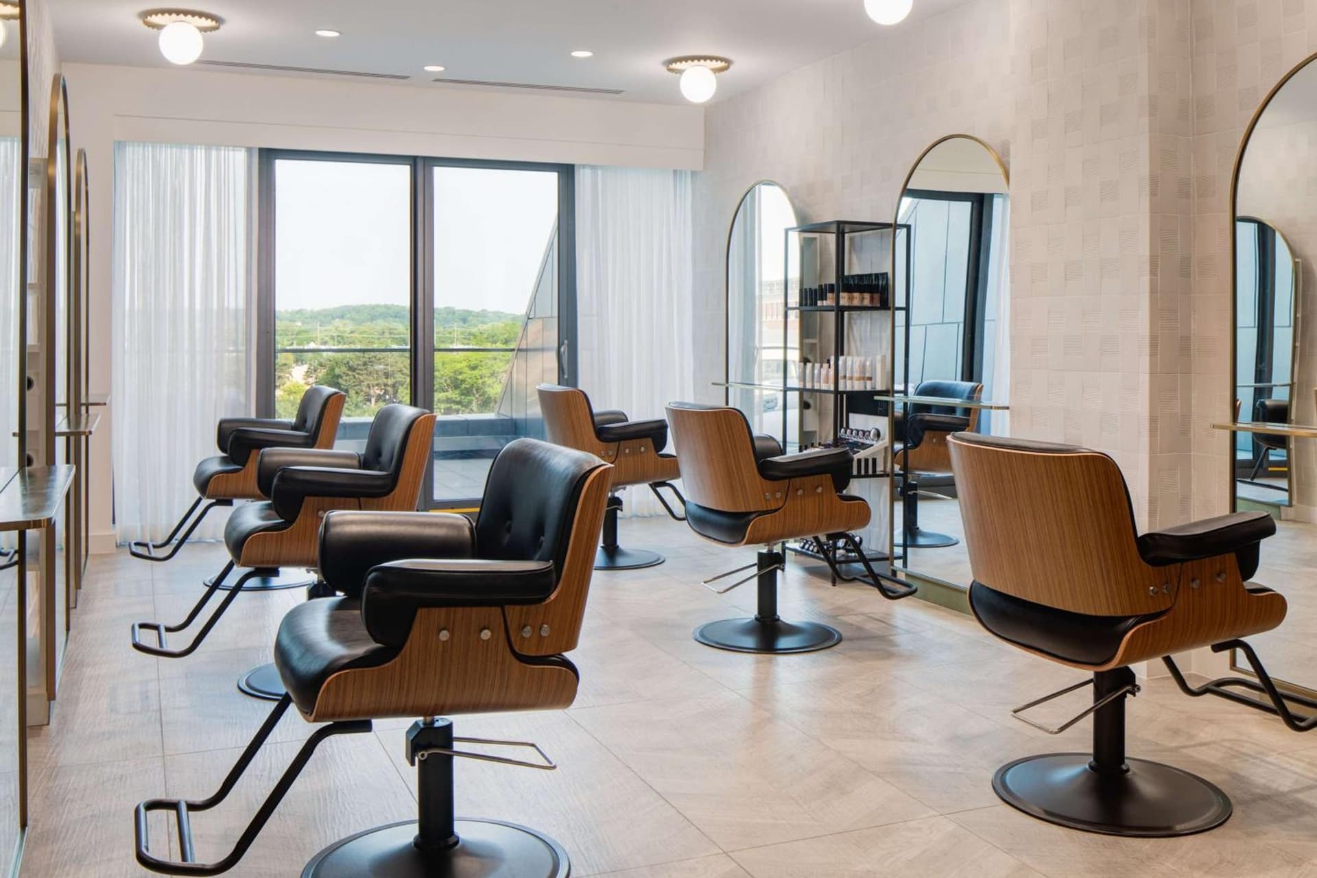Amway Grand Plaza Hotel, Curio Collection by Hilton gallery photo in Grand Rapids, MI — image 19