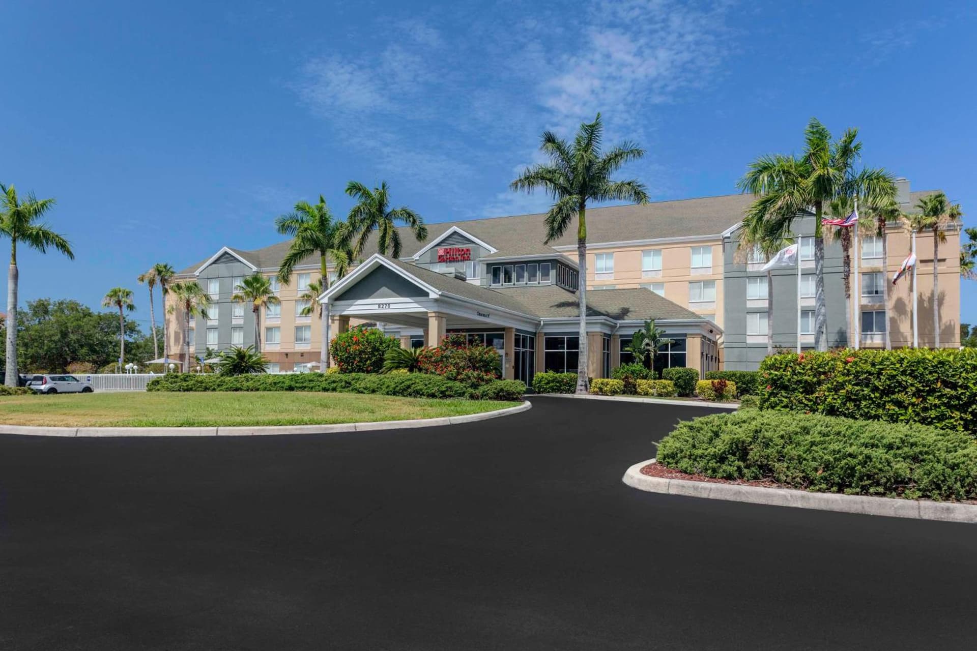 Hilton Garden Inn Sarasota-Bradenton Airport interior in Sarasota, FL — gallery photo 2
