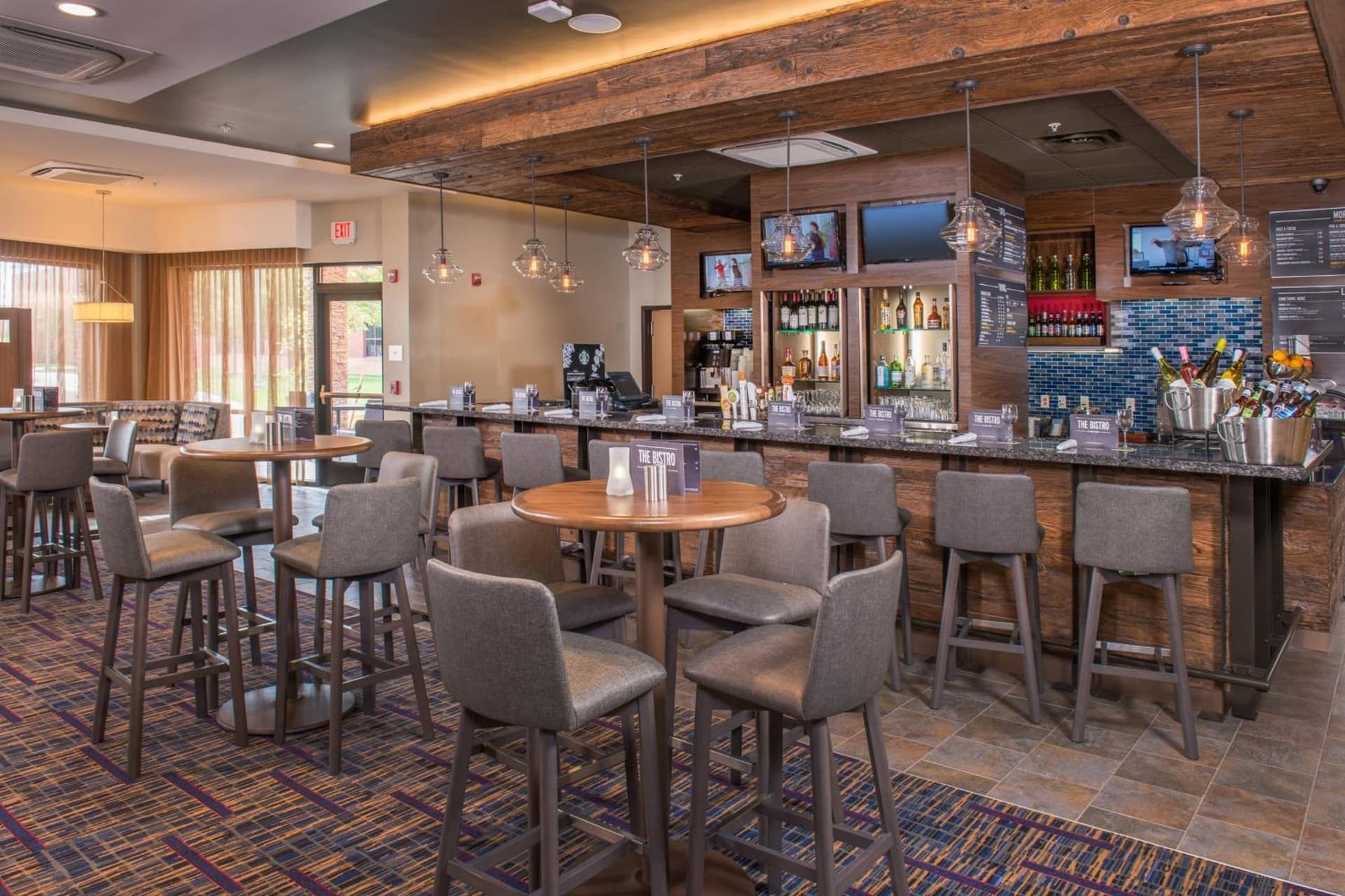 Courtyard by Marriott Shippensburg gallery photo in Shippensburg, PA — image 4
