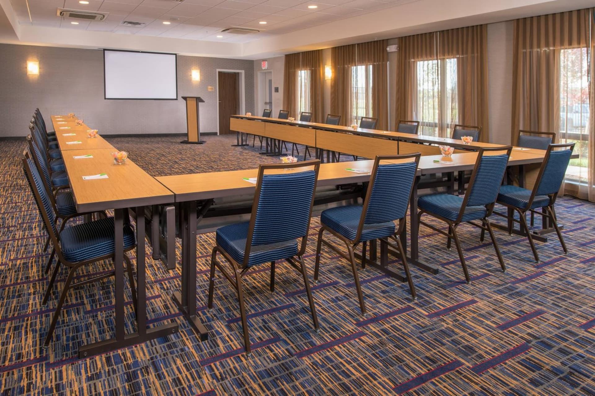 Courtyard by Marriott Shippensburg gallery photo in Shippensburg, PA — image 34