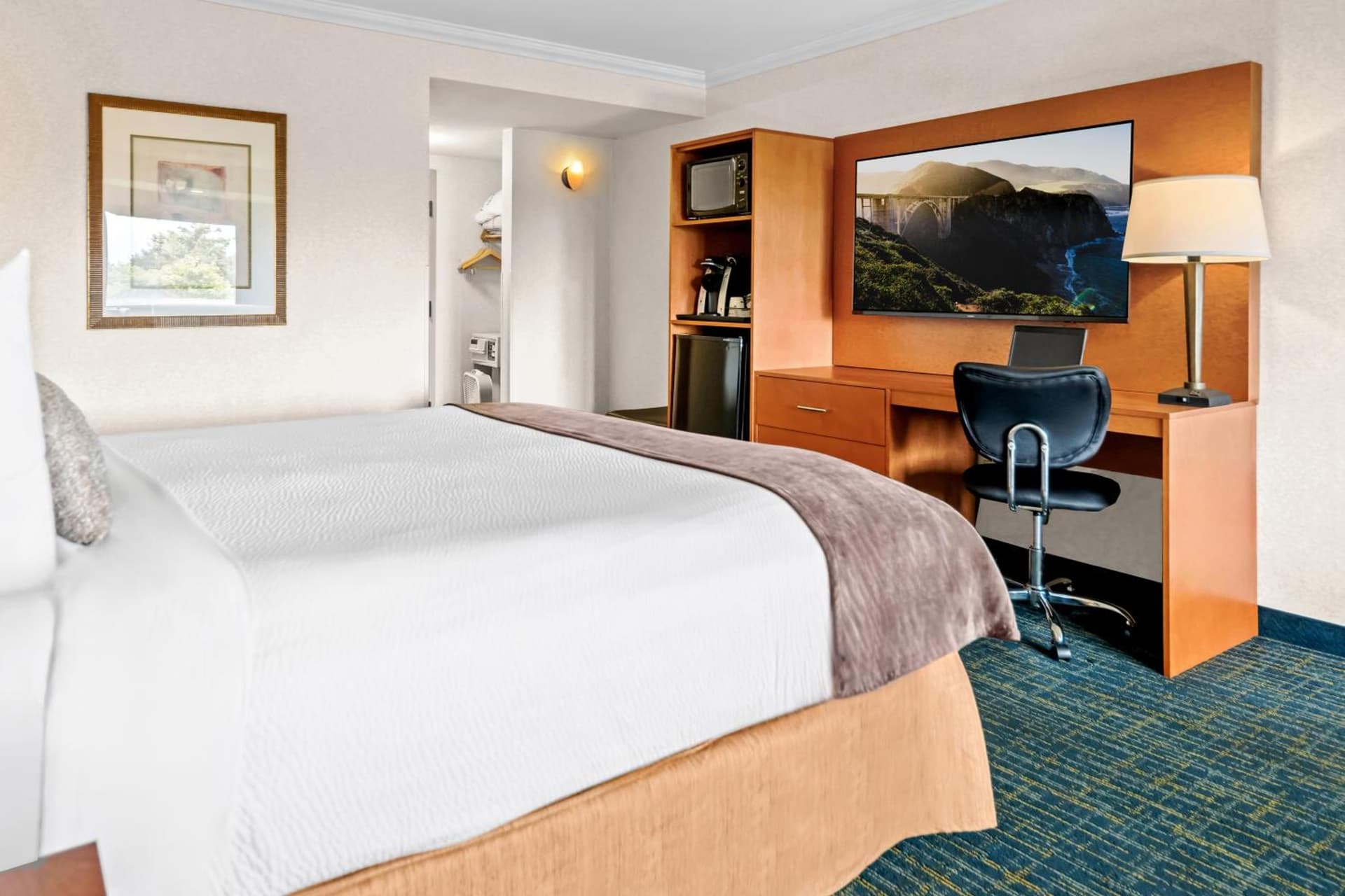 Best Western De Anza Inn gallery photo in Monterey, CA — image 8