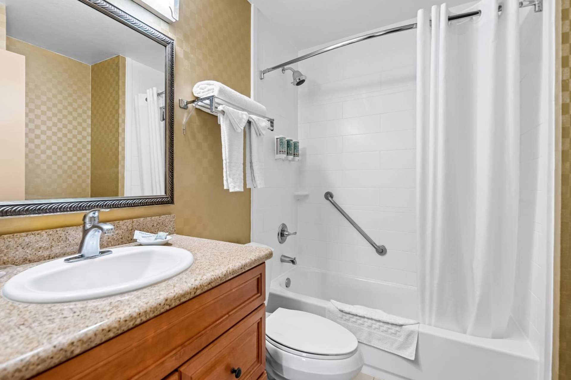Best Western De Anza Inn gallery photo in Monterey, CA — image 40