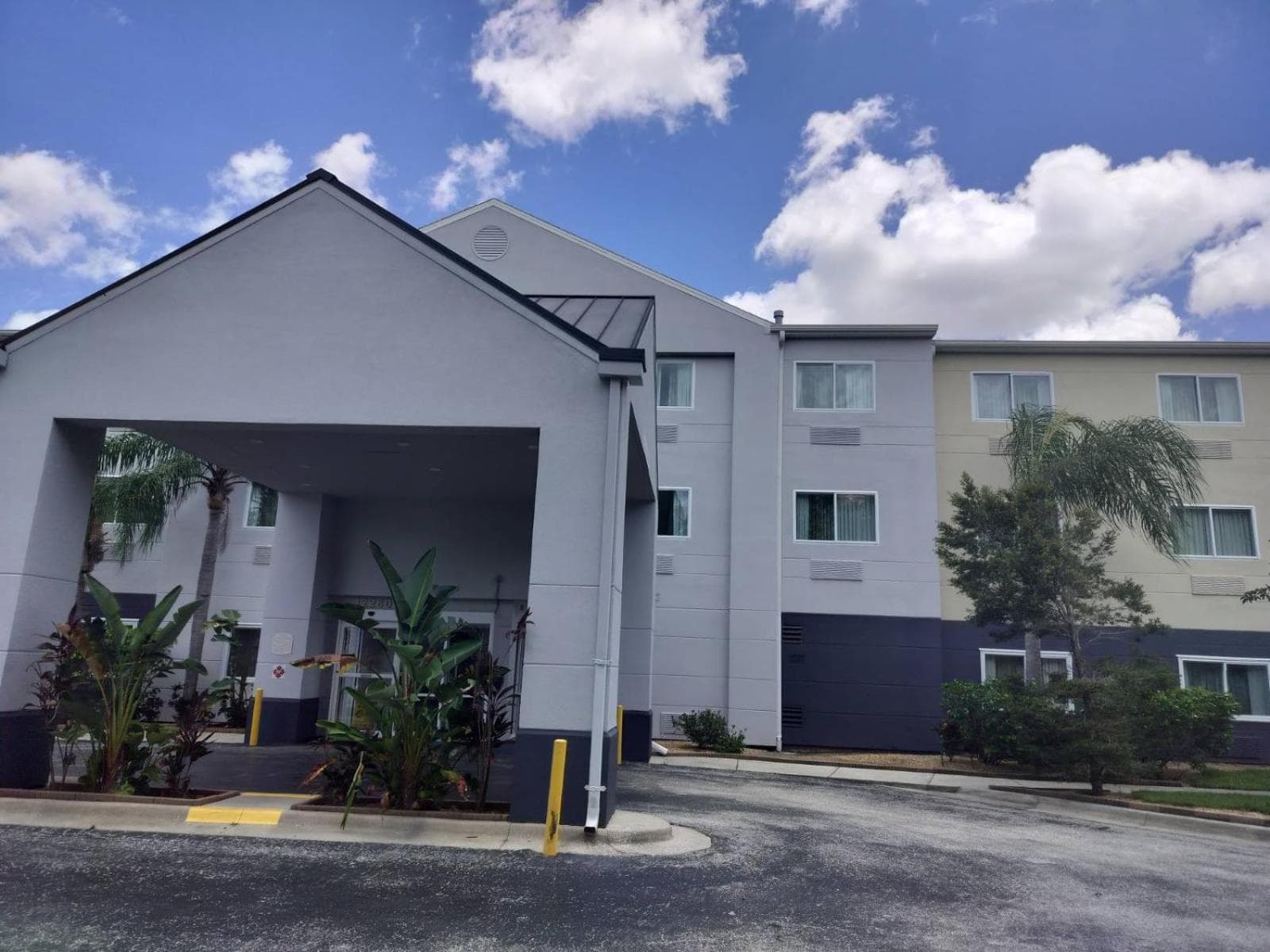 Fairfield Inn and Suites by Marriott Tampa North featured exterior or lobby in Tampa, FL — similar hotel
