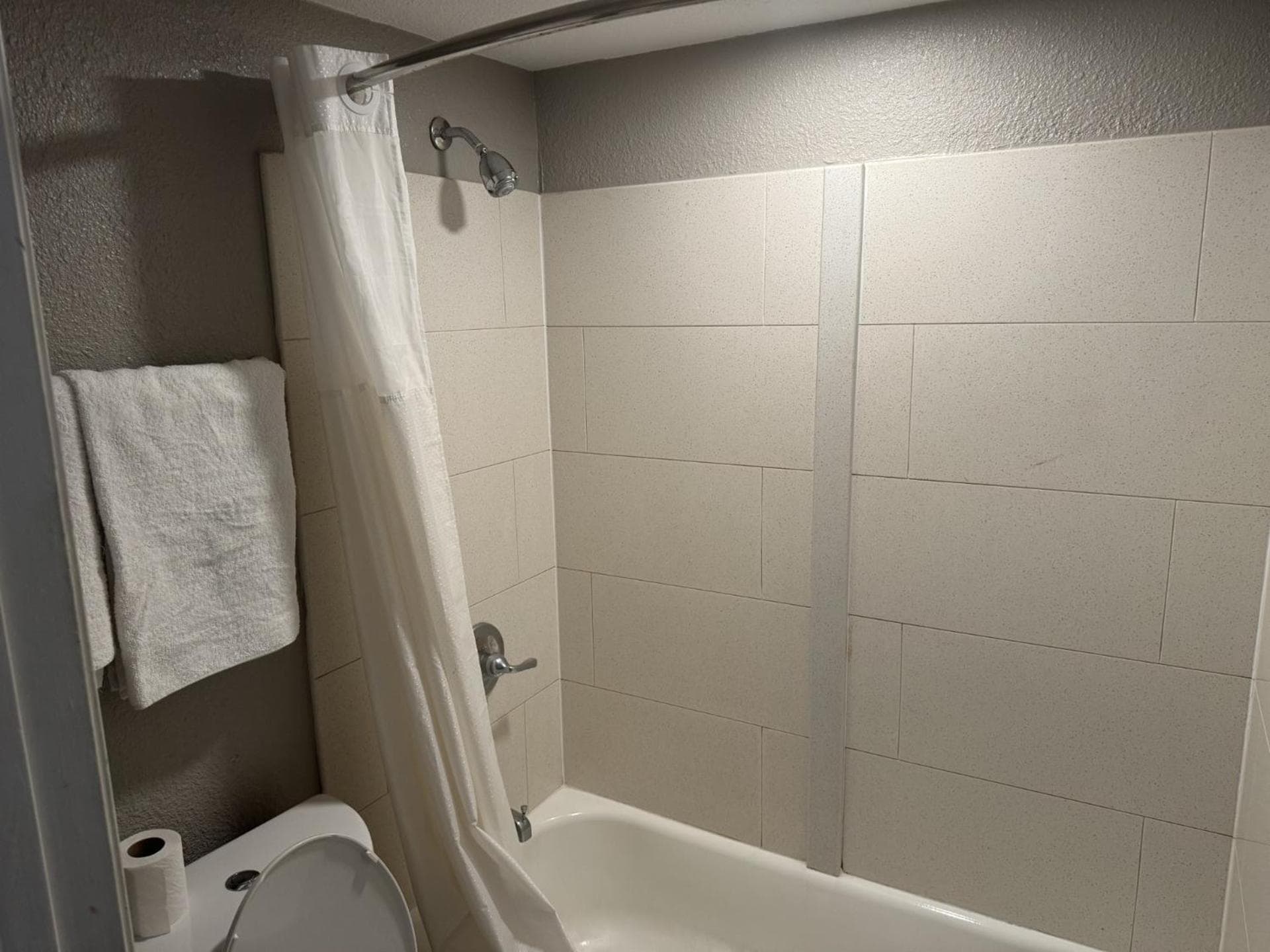 Travelodge by Wyndham Norfolk Airport gallery photo in Norfolk, VA — image 21