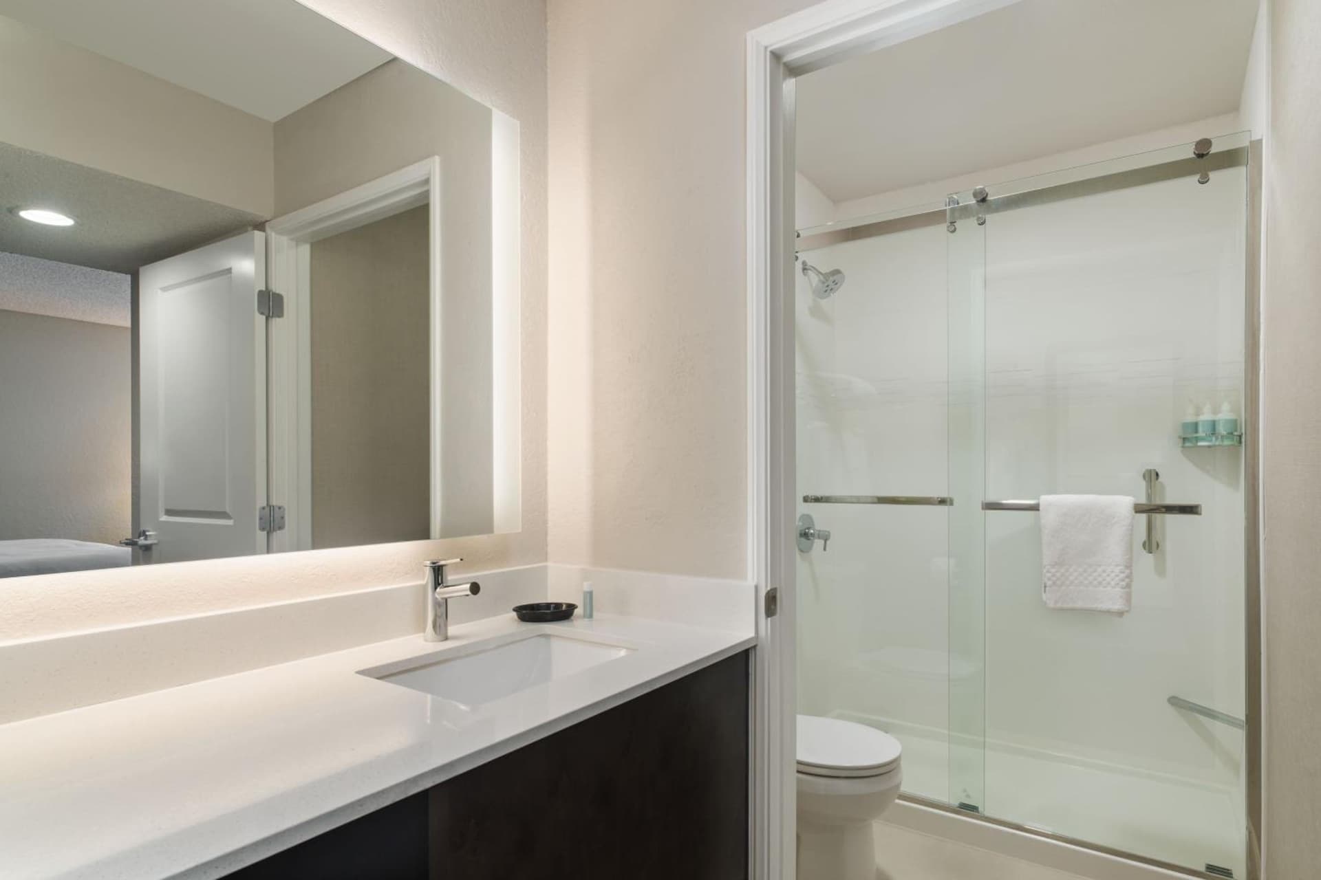 Residence Inn by Marriott Long Beach gallery photo in Long Beach, CA — image 6