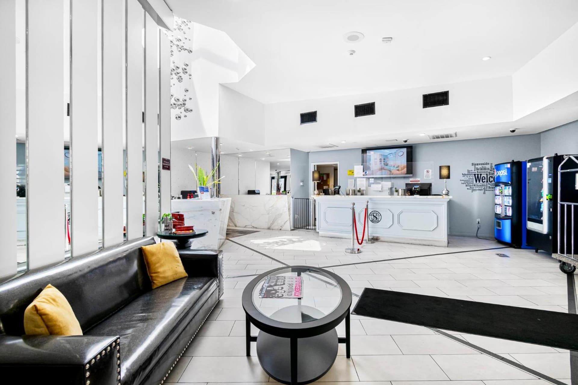 Serene Vegas Boutique Hotel Las Vegas interior in Las Vegas, NV — gallery photo 2