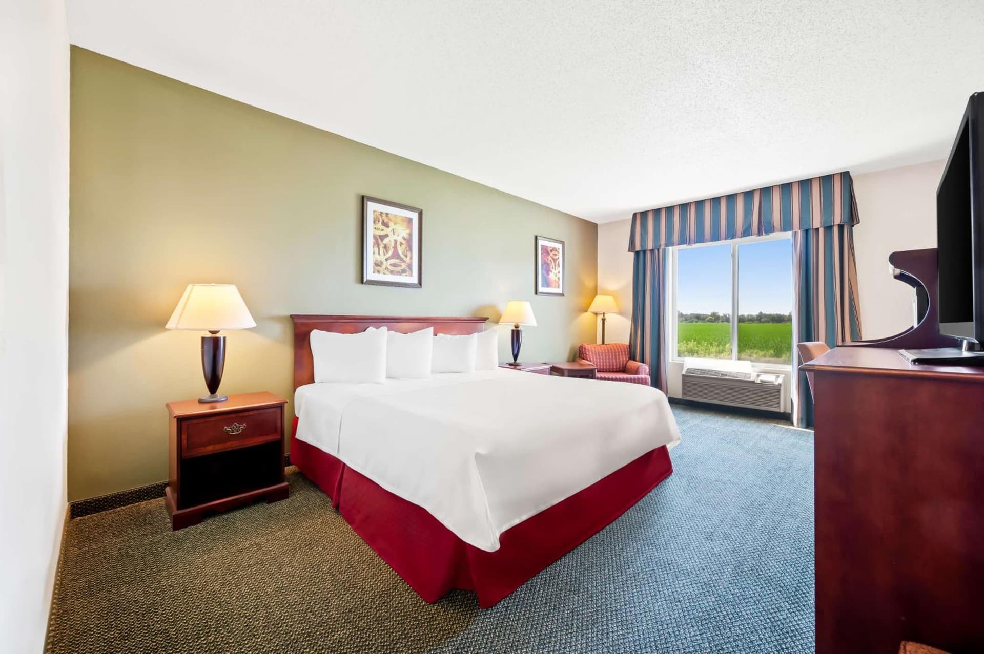 Best Western Annawan Inn interior in Annawan, IL — gallery photo 2