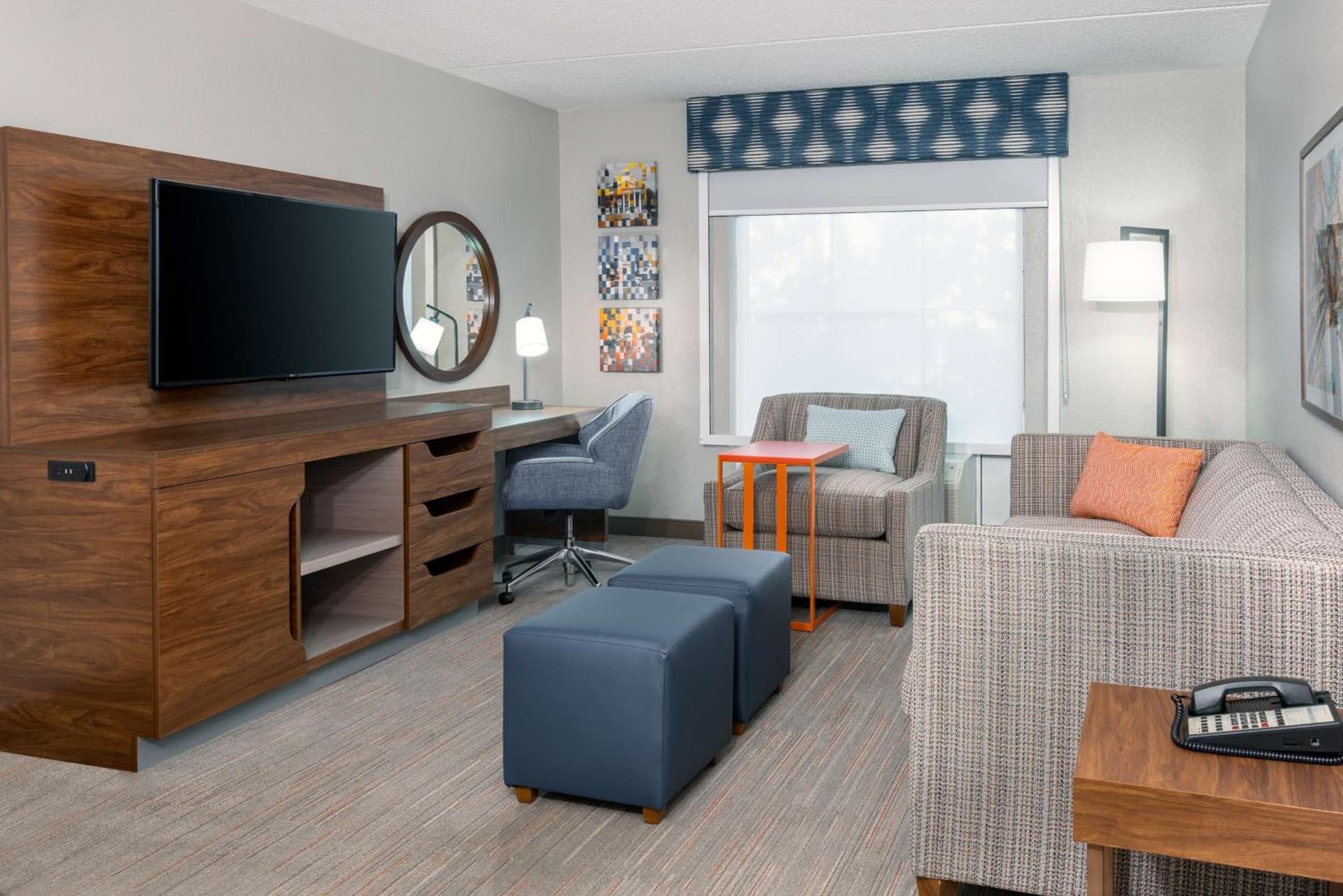 Hampton Inn & Suites Charlottesville at the University gallery photo in Charlottesville, VA — image 22