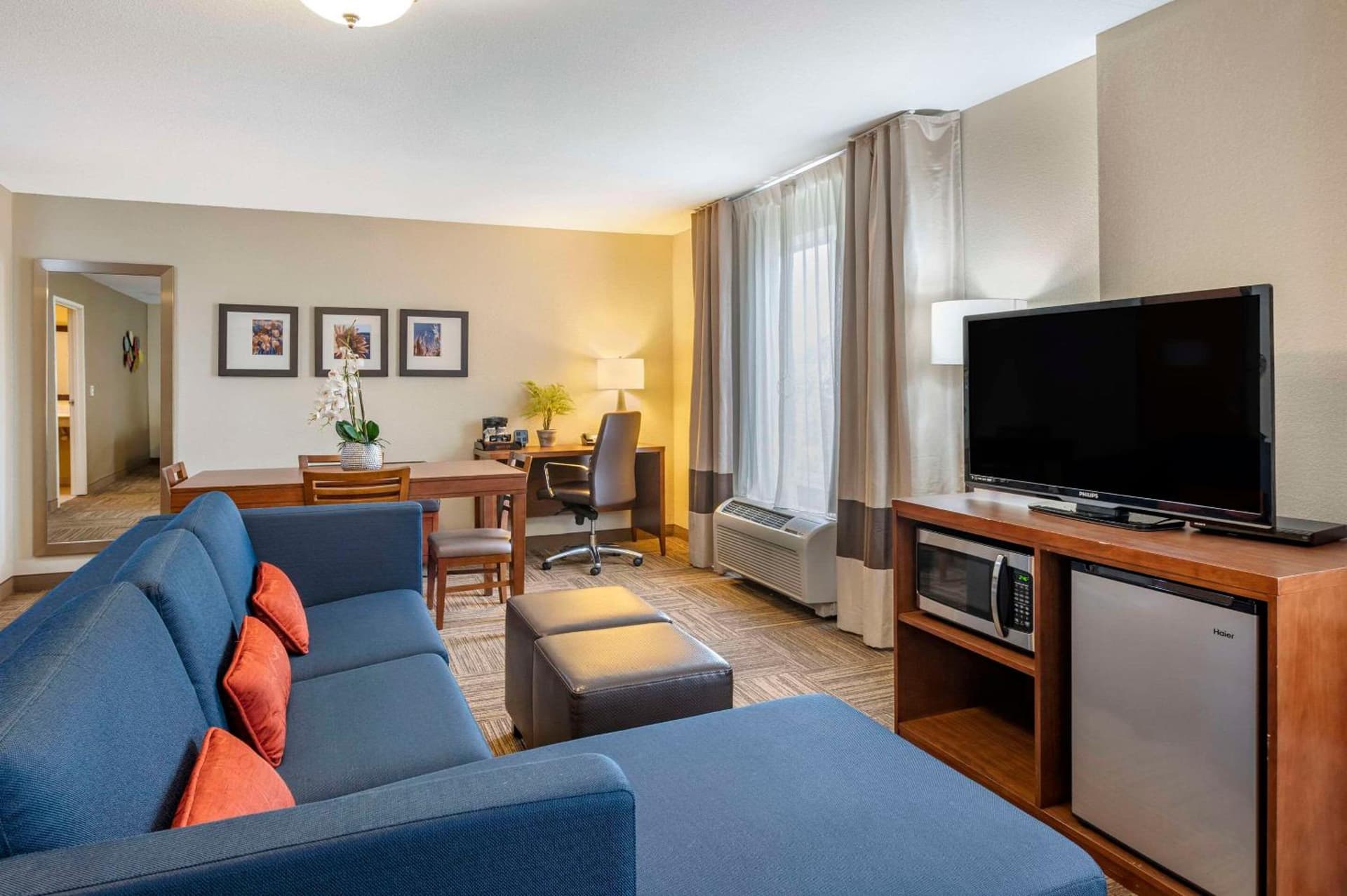 Comfort Suites Urbana Champaign, University Area gallery photo in Champaign, IL — image 44