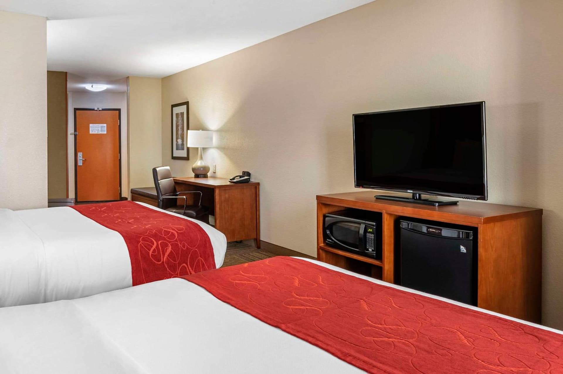 Comfort Suites Urbana Champaign, University Area gallery photo in Champaign, IL — image 37