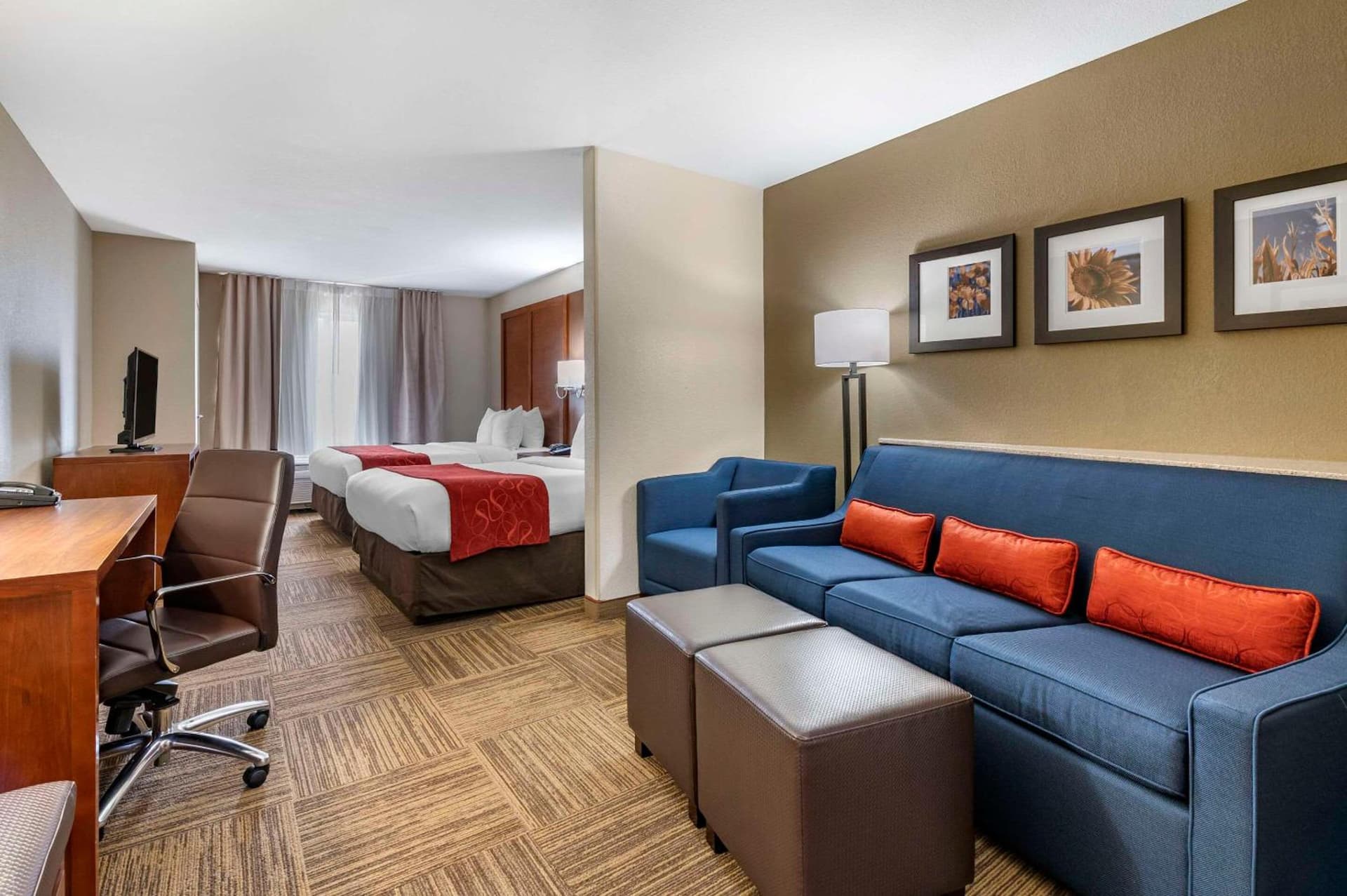Comfort Suites Urbana Champaign, University Area gallery photo in Champaign, IL — image 7