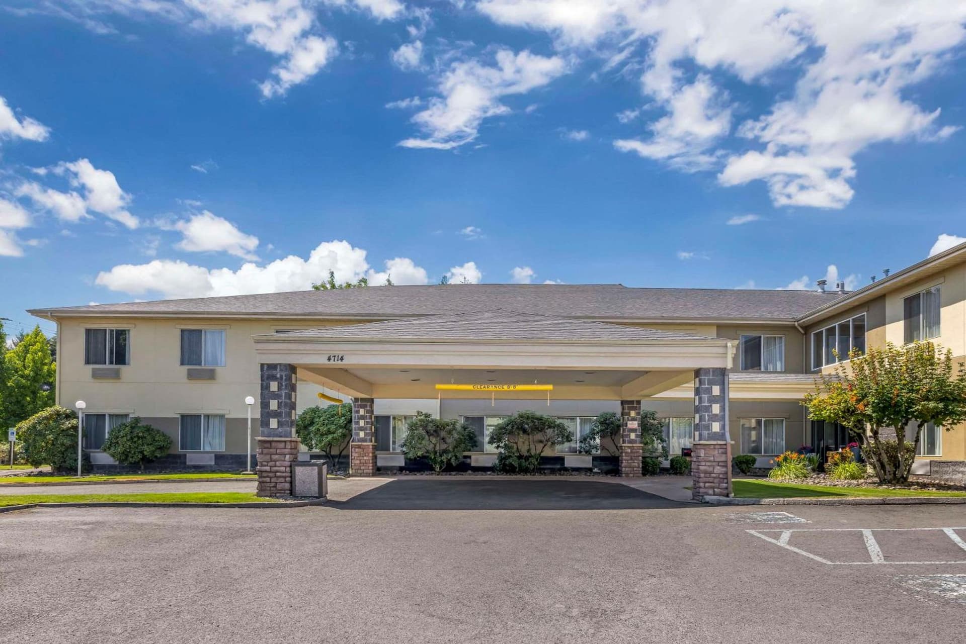 Comfort Suites Near Vancouver Mall interior in Vancouver, WA — gallery photo 2