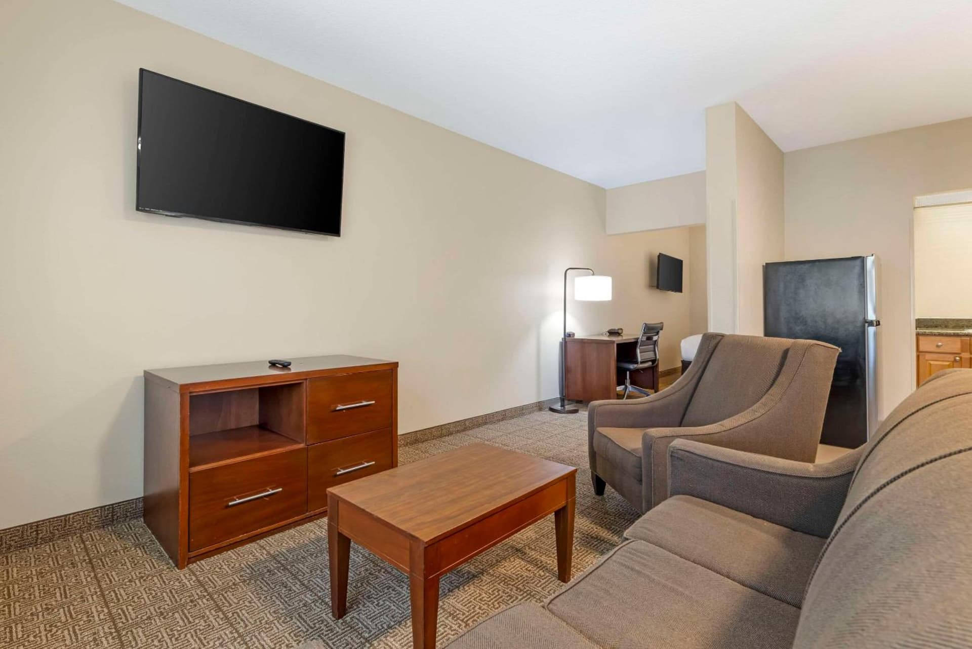 Comfort Suites Near Vancouver Mall gallery photo in Vancouver, WA — image 48