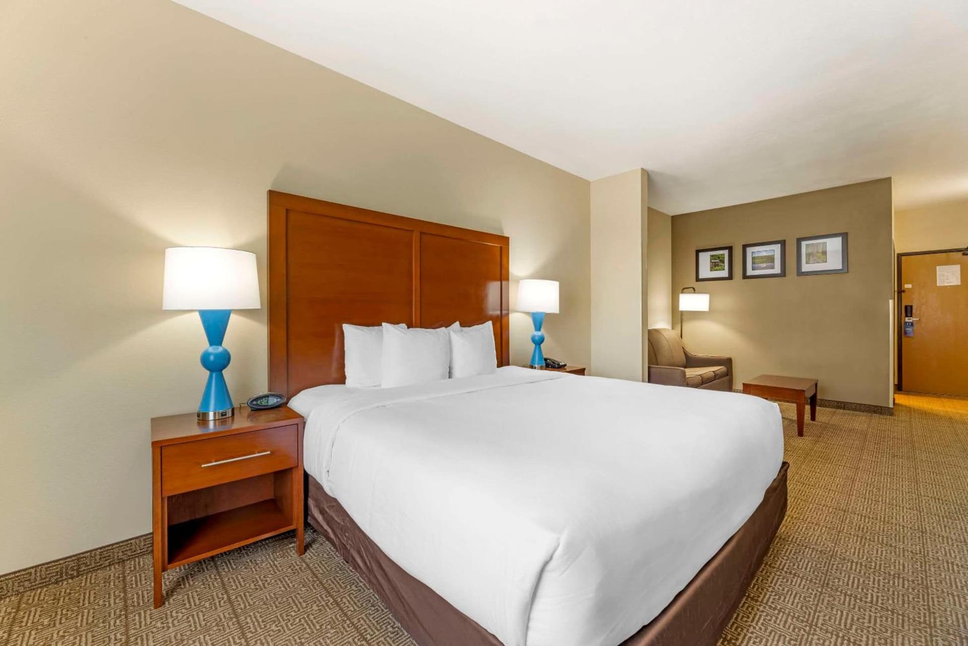 Comfort Suites Near Vancouver Mall gallery photo in Vancouver, WA — image 41