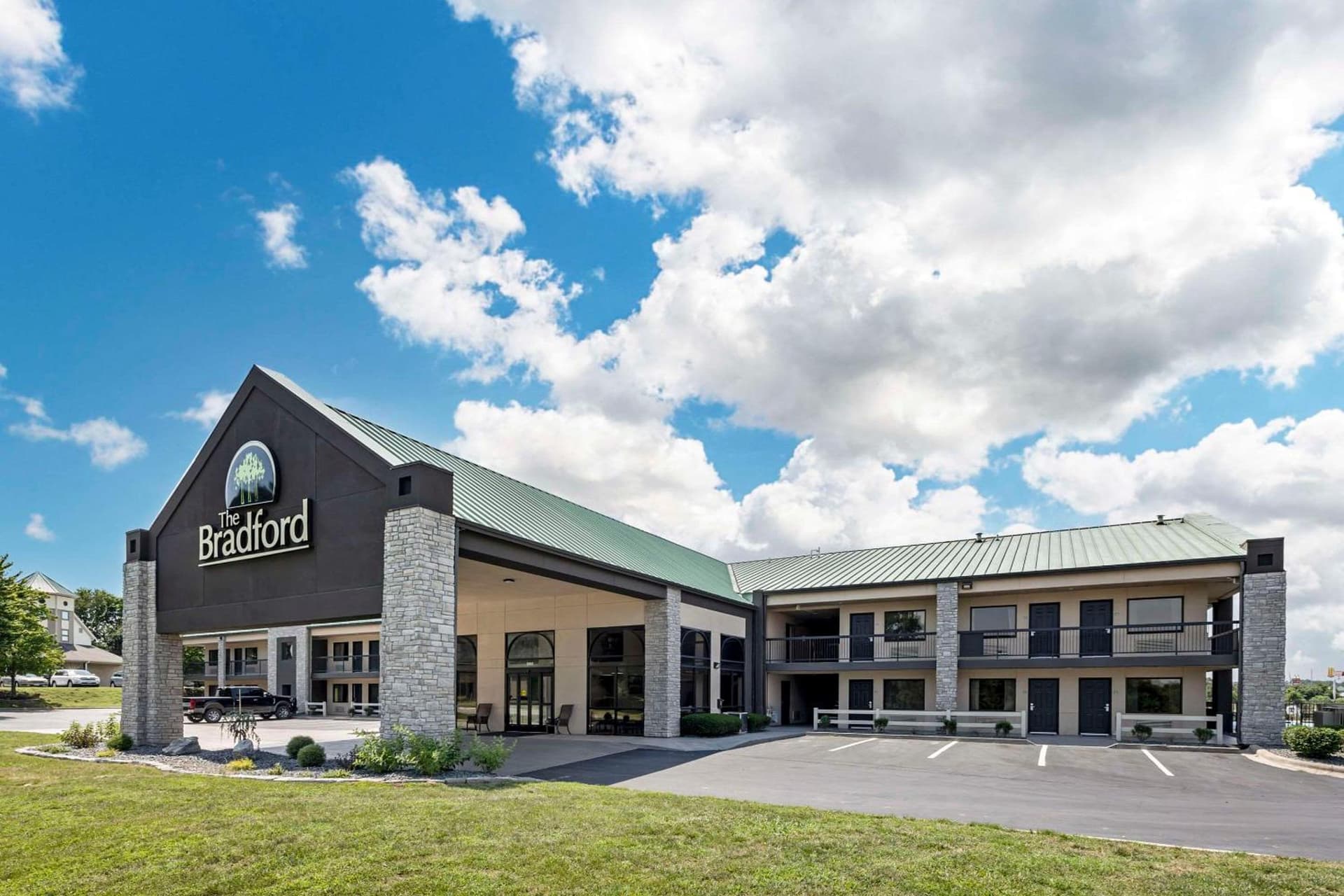 The Bradford Hotel, an Ascend Collection Hotel featured exterior or lobby in Springfield, MO — similar hotel