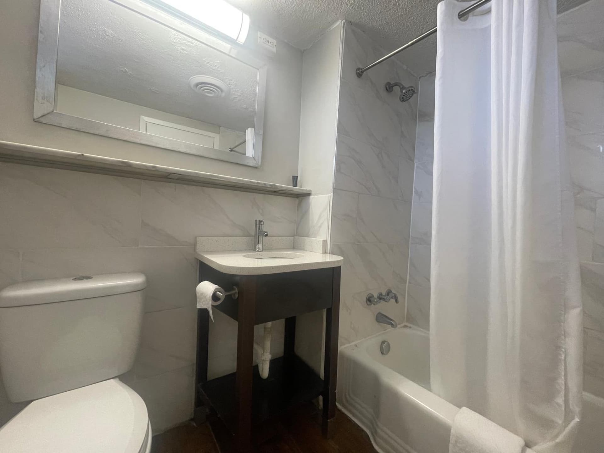 Motel 6 Norfolk, VA East Little Creek gallery photo in Norfolk, VA — image 25
