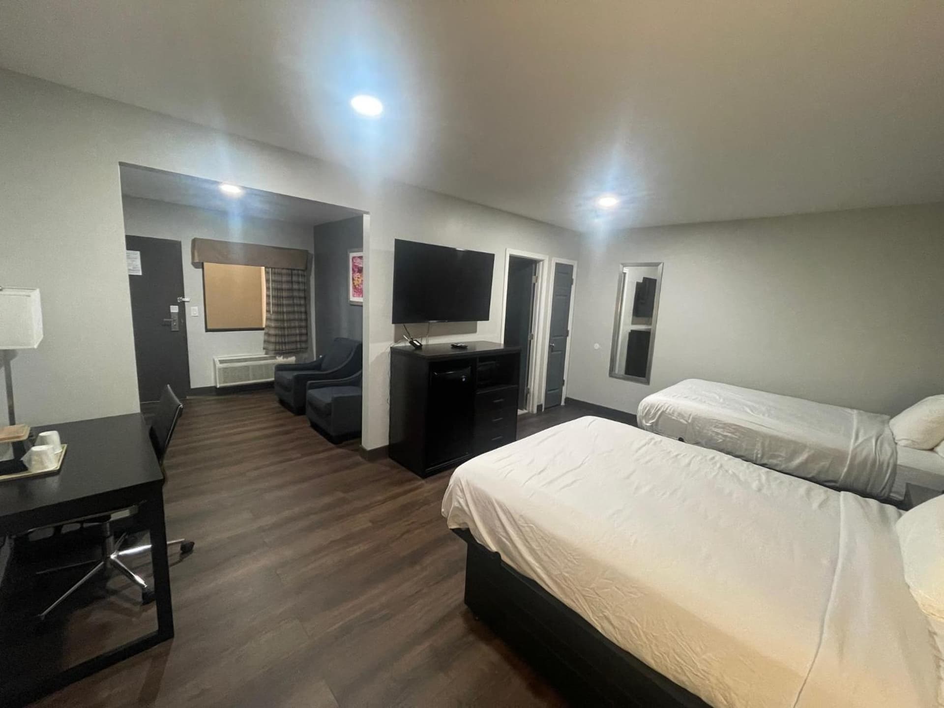 Motel 6 Norfolk, VA East Little Creek gallery photo in Norfolk, VA — image 8
