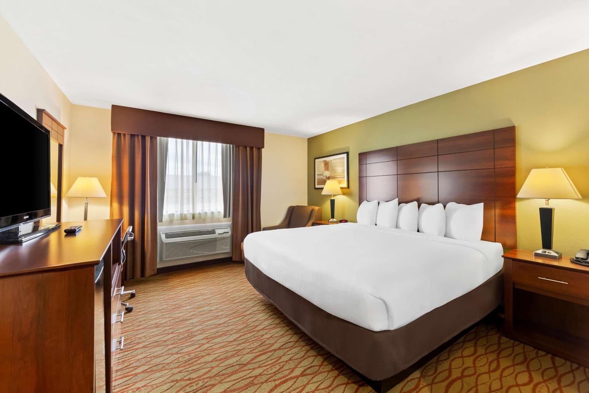 Best Western Dayton interior in Dayton, TN — gallery photo 2