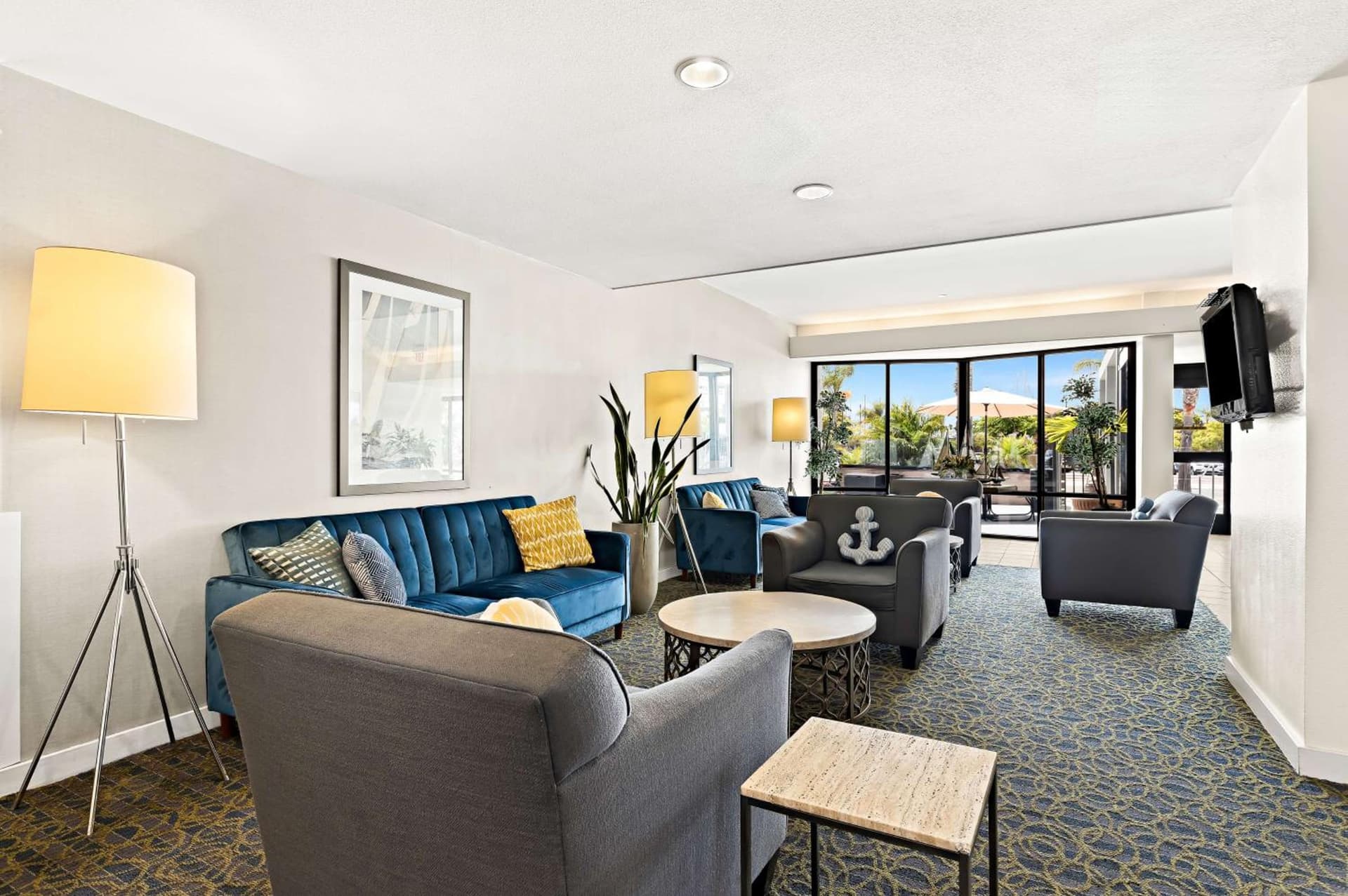 Best Western Yacht Harbor Hotel interior in San Diego, CA — gallery photo 2