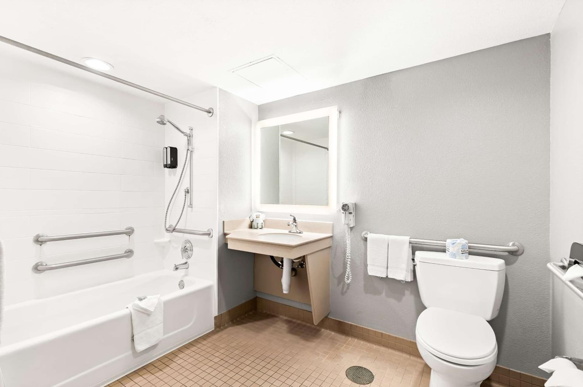 Best Western Yacht Harbor Hotel gallery photo in San Diego, CA — image 18