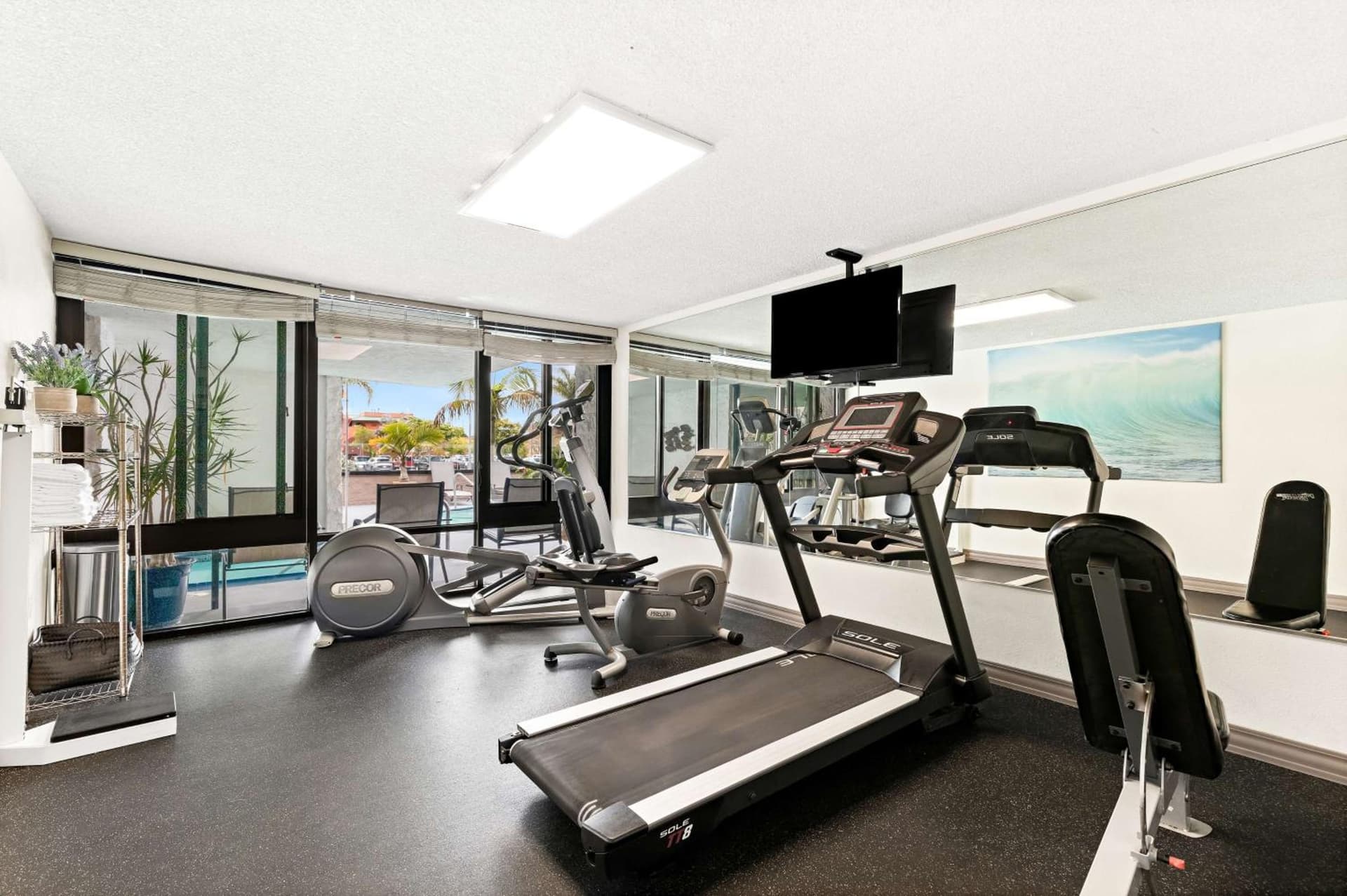 Best Western Yacht Harbor Hotel gallery photo in San Diego, CA — image 12